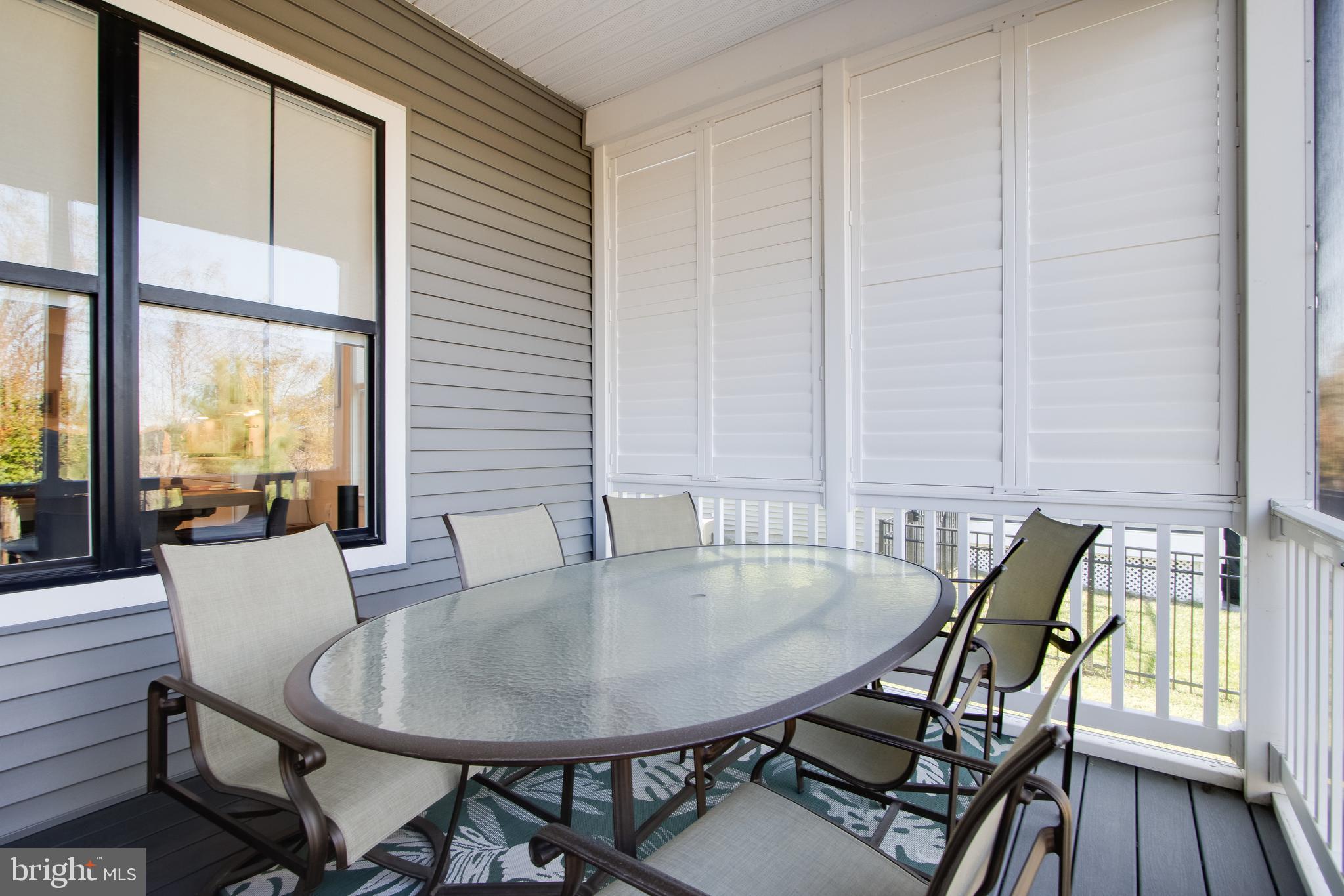 TOWER HILL - Residential