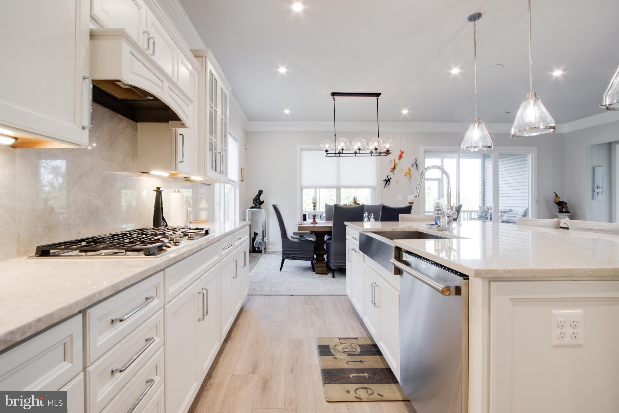 TOWER HILL - Residential