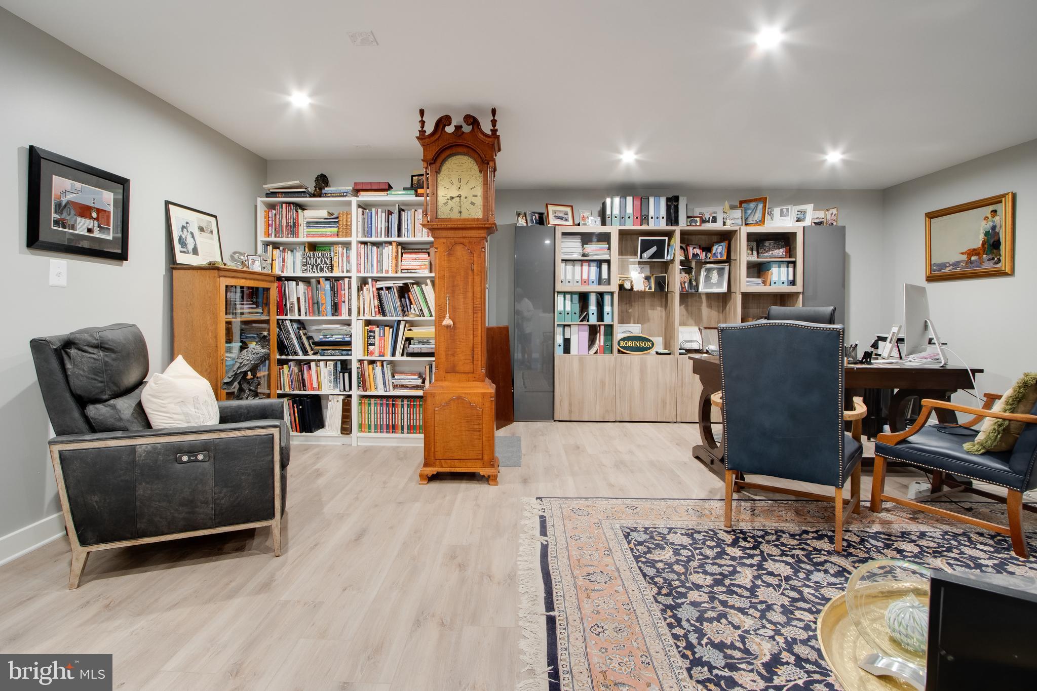 TOWER HILL - Residential