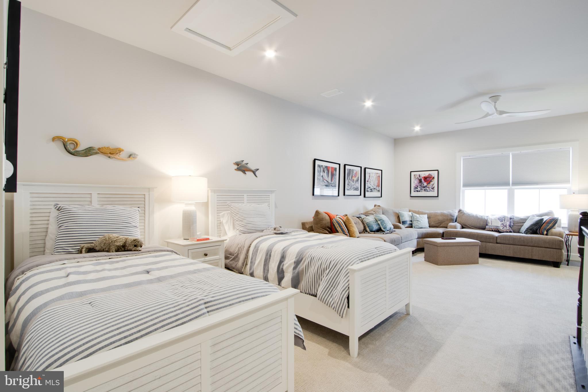 TOWER HILL - Residential