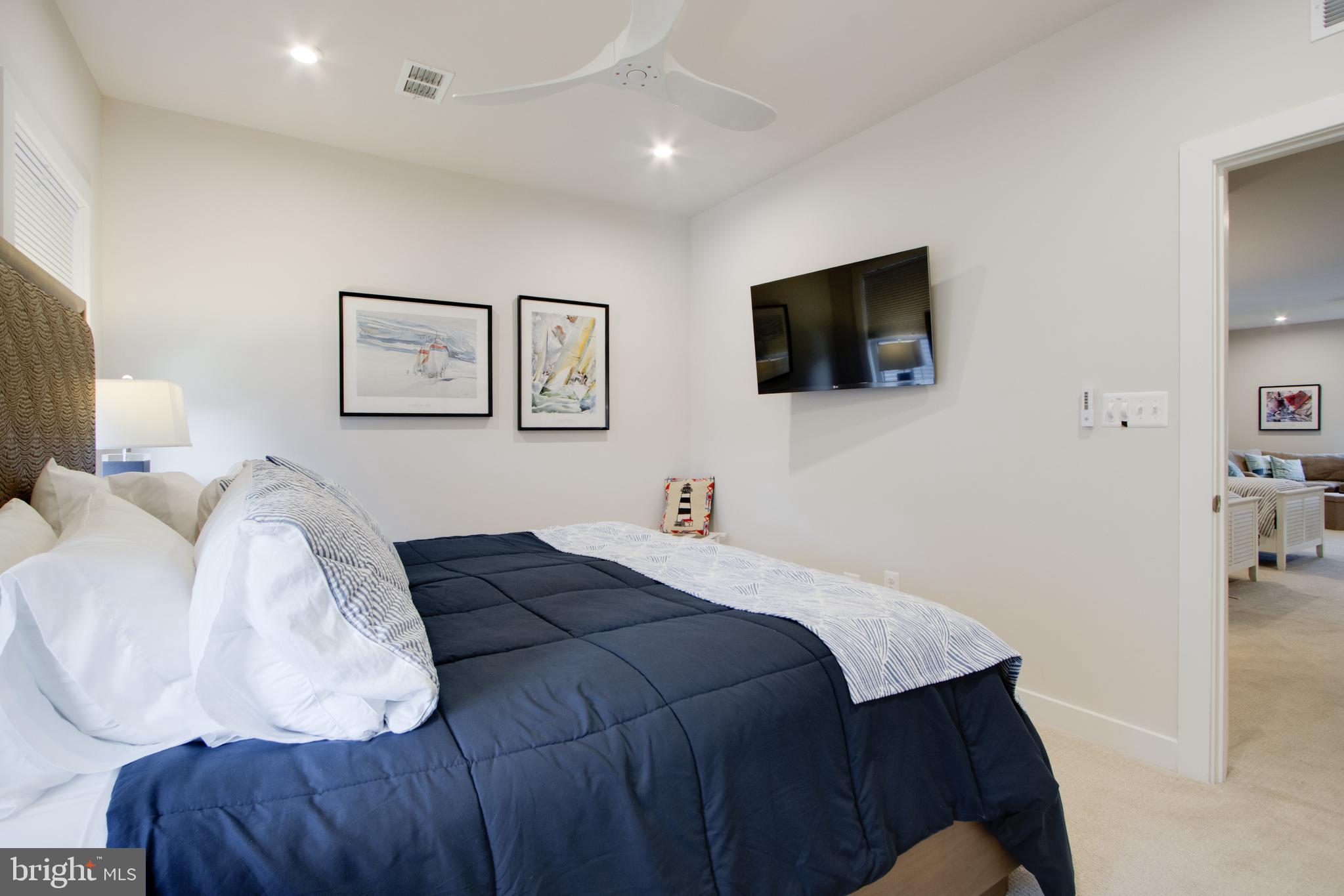 TOWER HILL - Residential