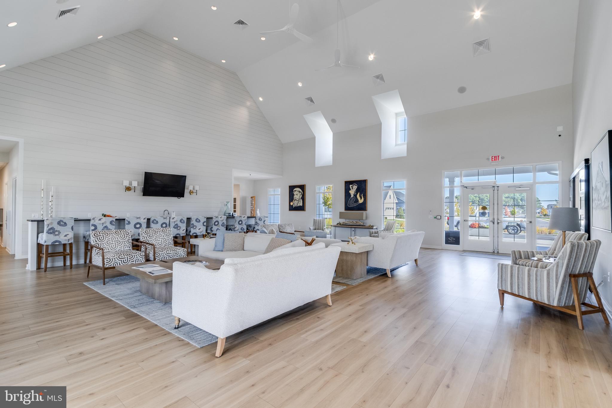 TOWER HILL - Residential