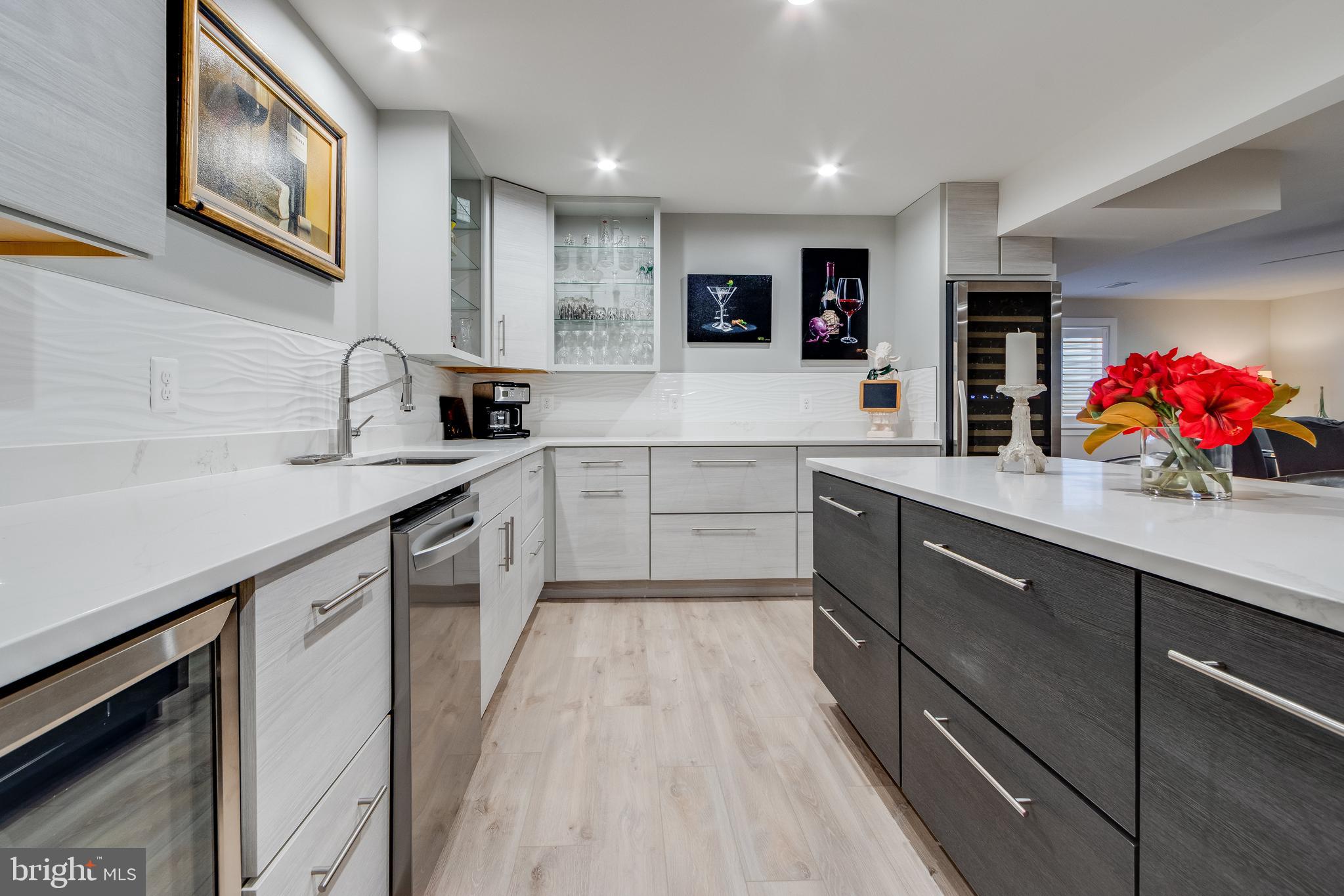 TOWER HILL - Residential