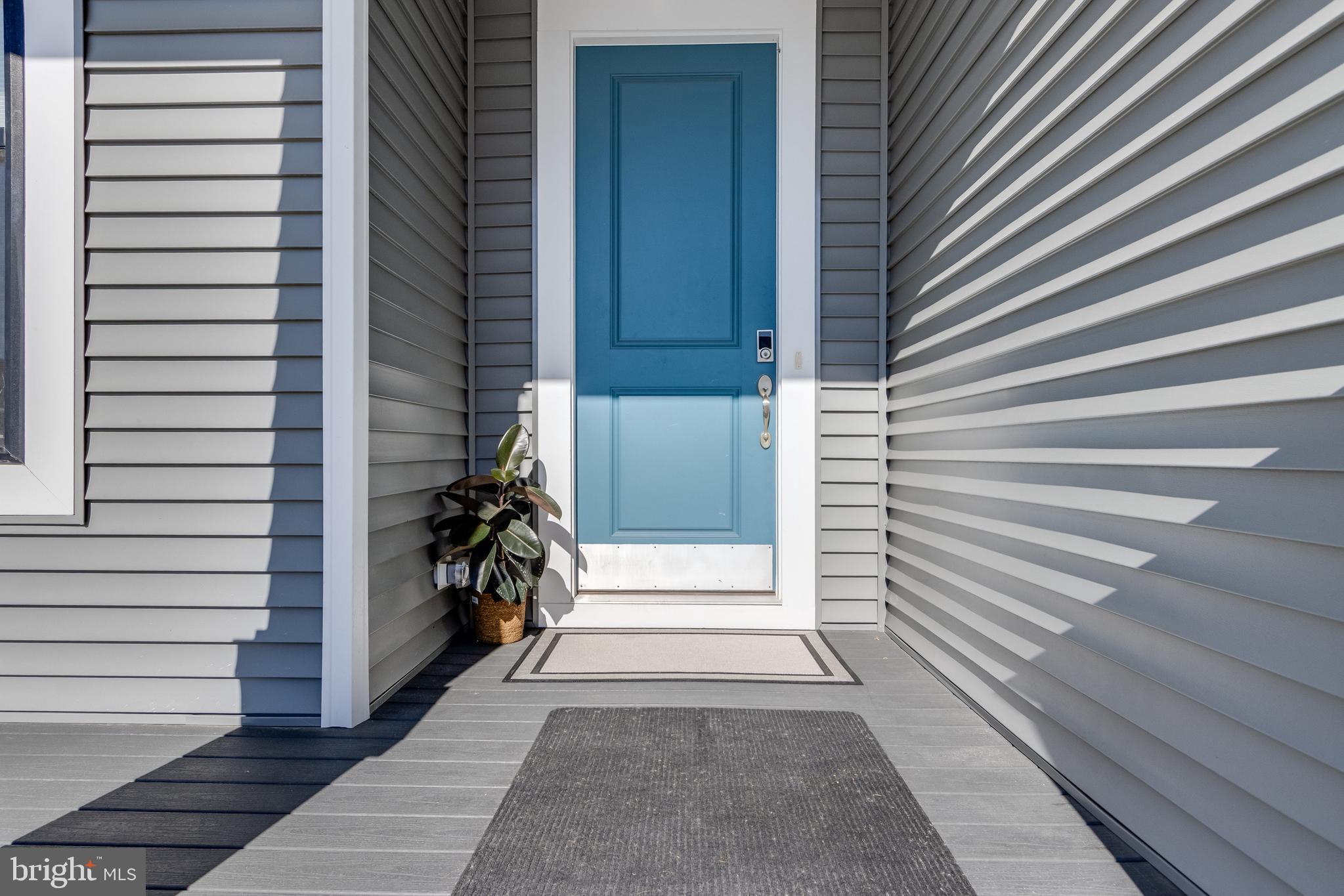 TOWER HILL - Residential