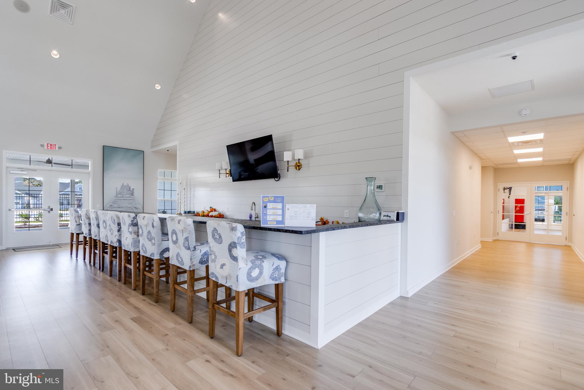 TOWER HILL - Residential