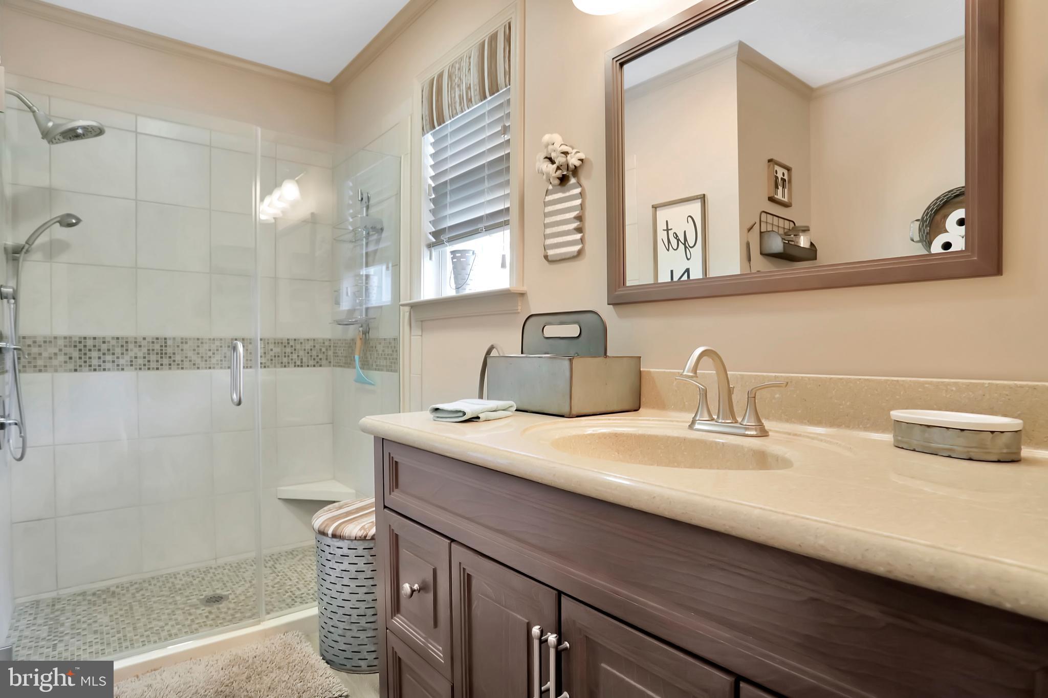 OAK RIDGE - Residential