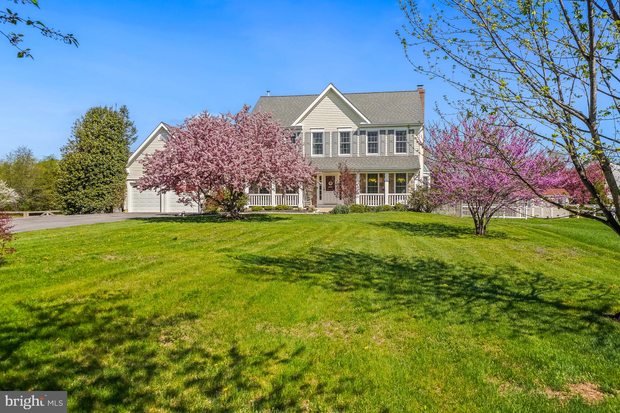 HUNTERS RUN - Residential