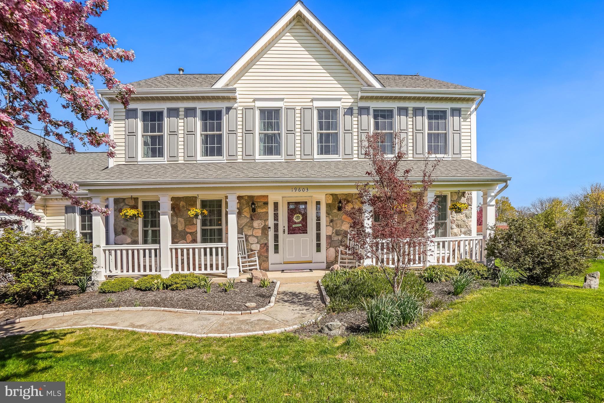 HUNTERS RUN - Residential