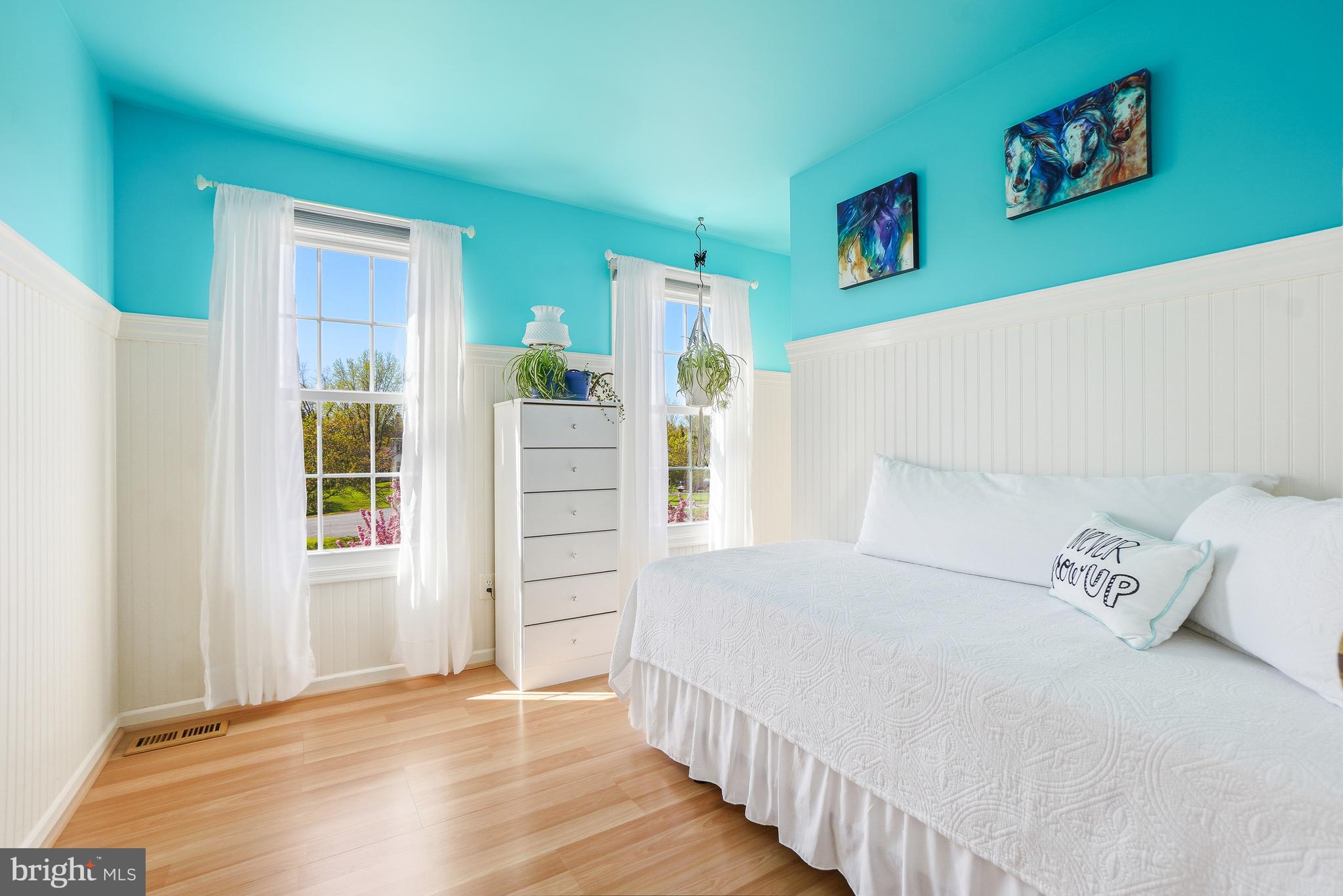 HUNTERS RUN - Residential