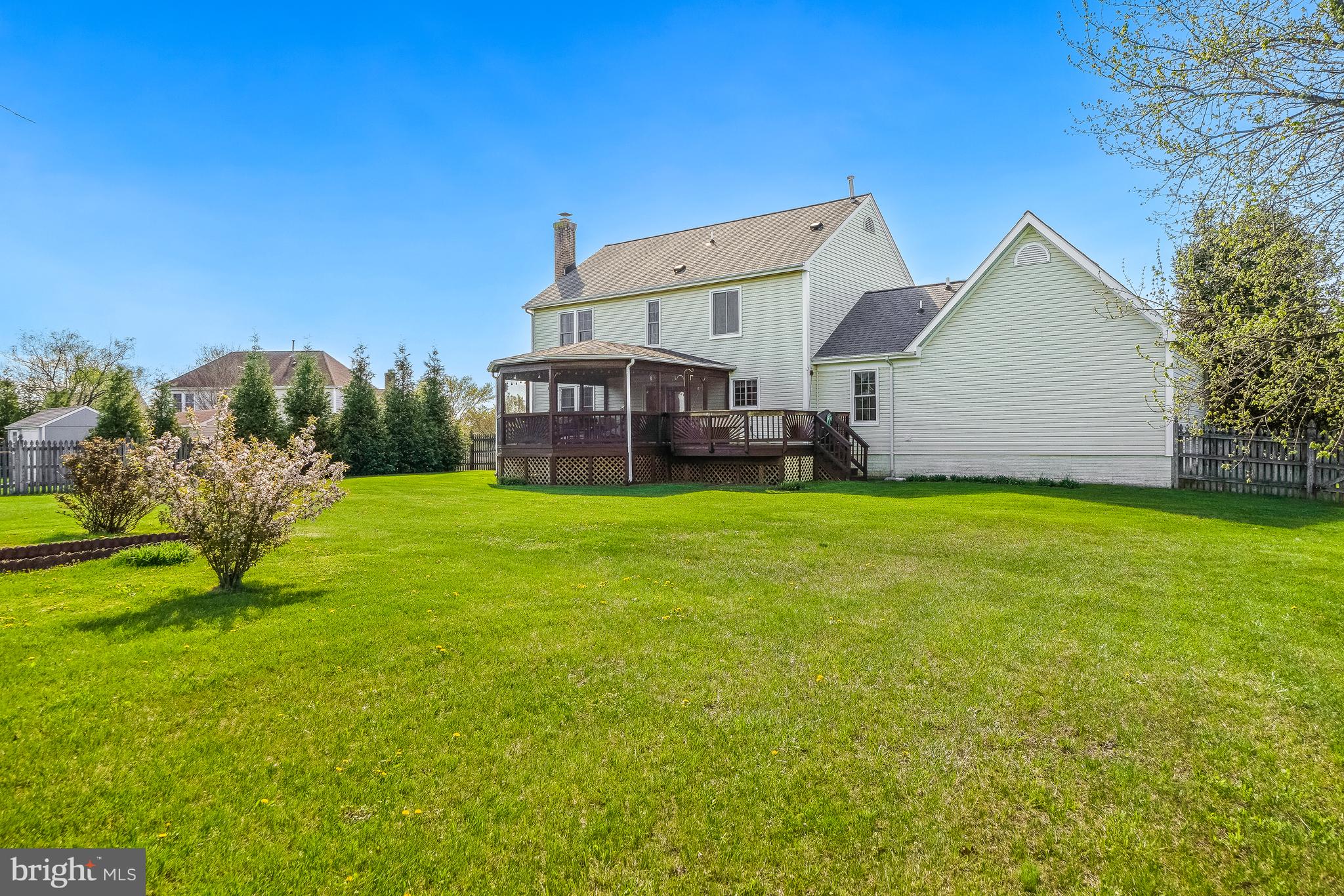 HUNTERS RUN - Residential