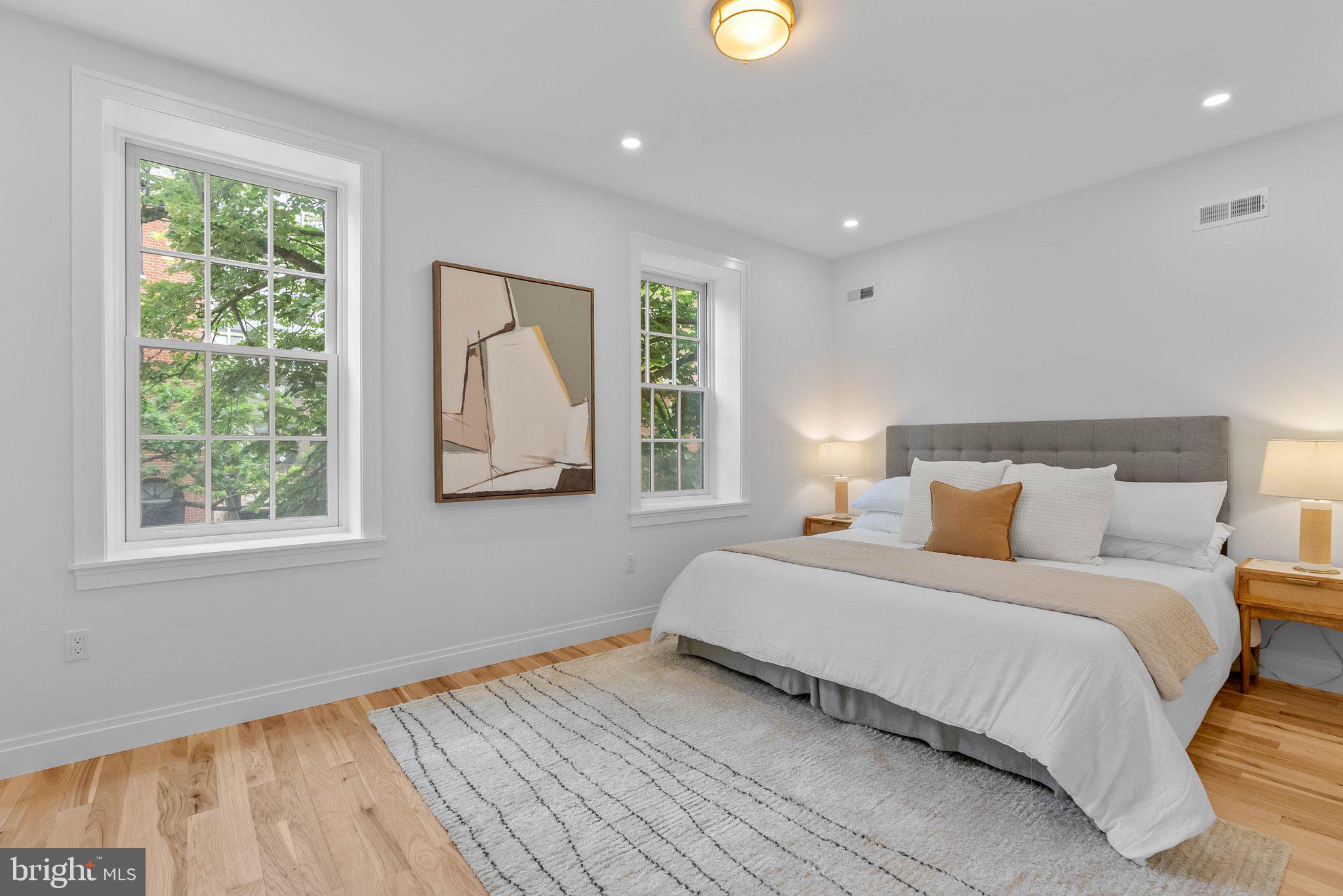 SOCIETY HILL - Residential