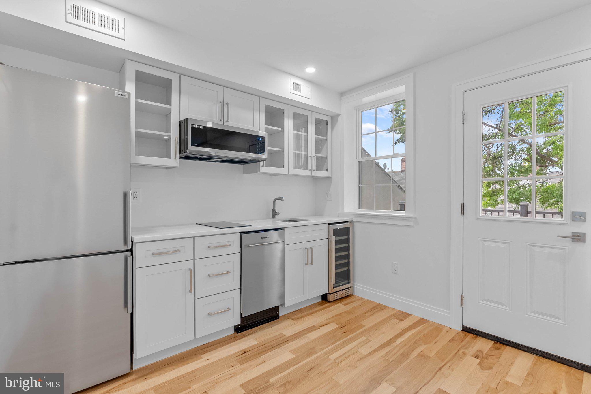 SOCIETY HILL - Residential