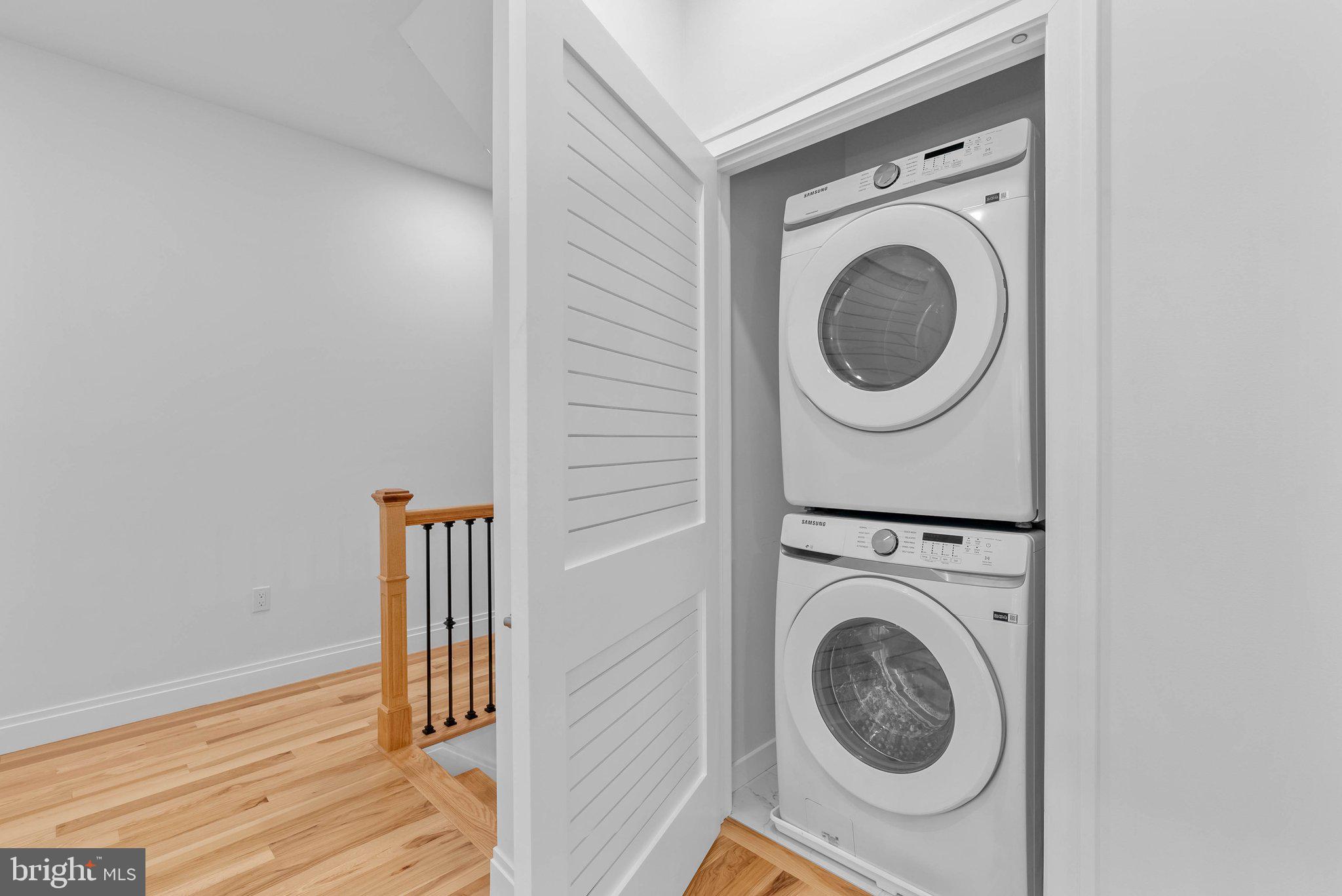 SOCIETY HILL - Residential