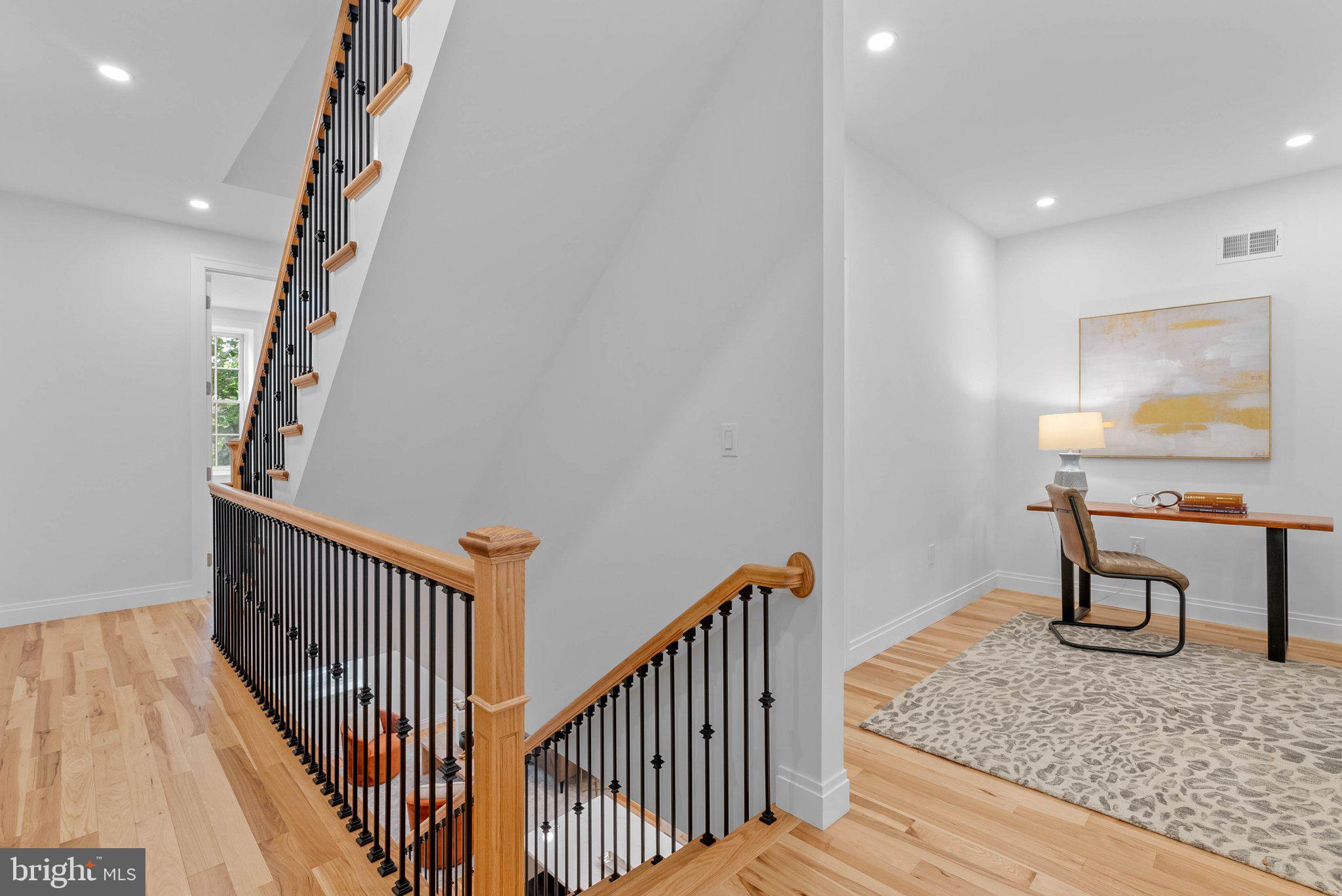 SOCIETY HILL - Residential