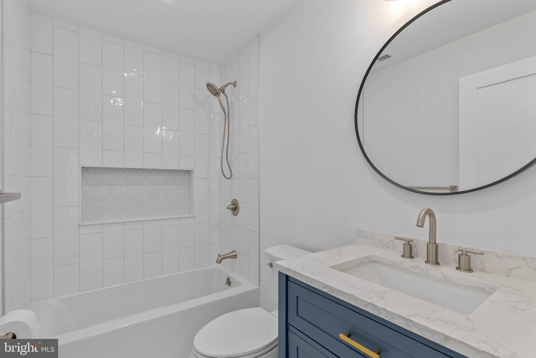 SOCIETY HILL - Residential