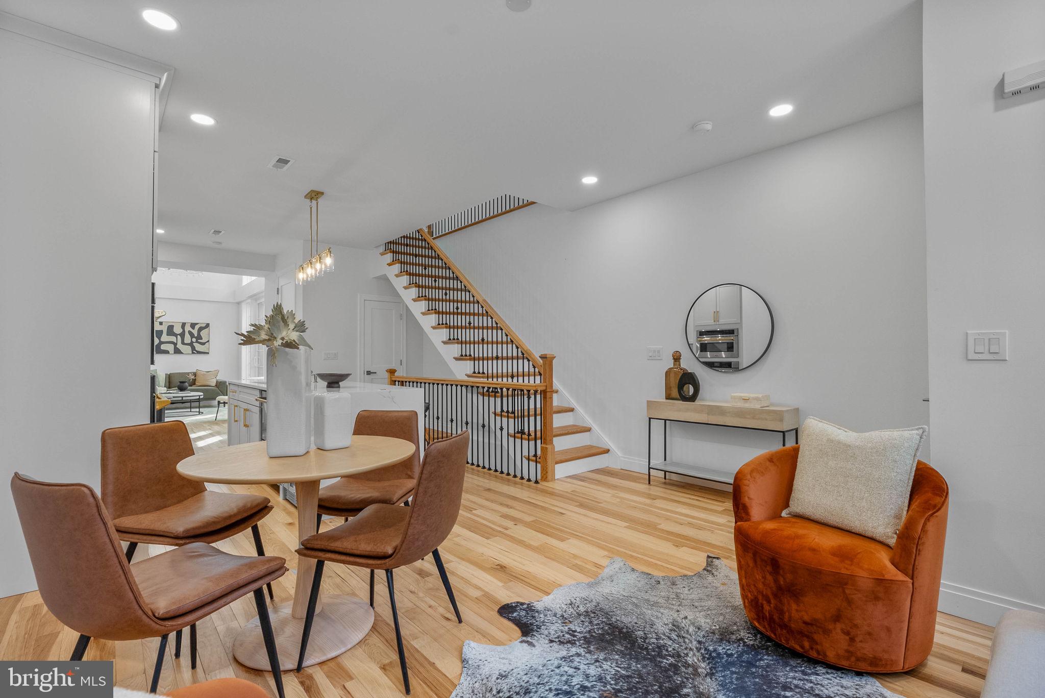 SOCIETY HILL - Residential