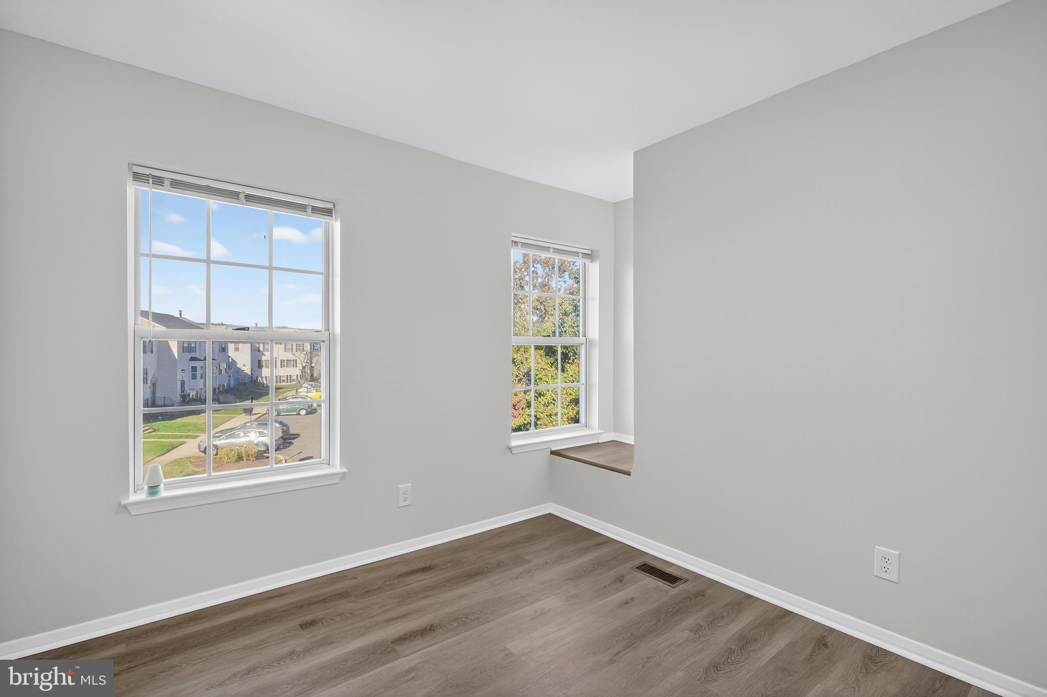 REGENCY TOWNS PLAT THREE - Residential