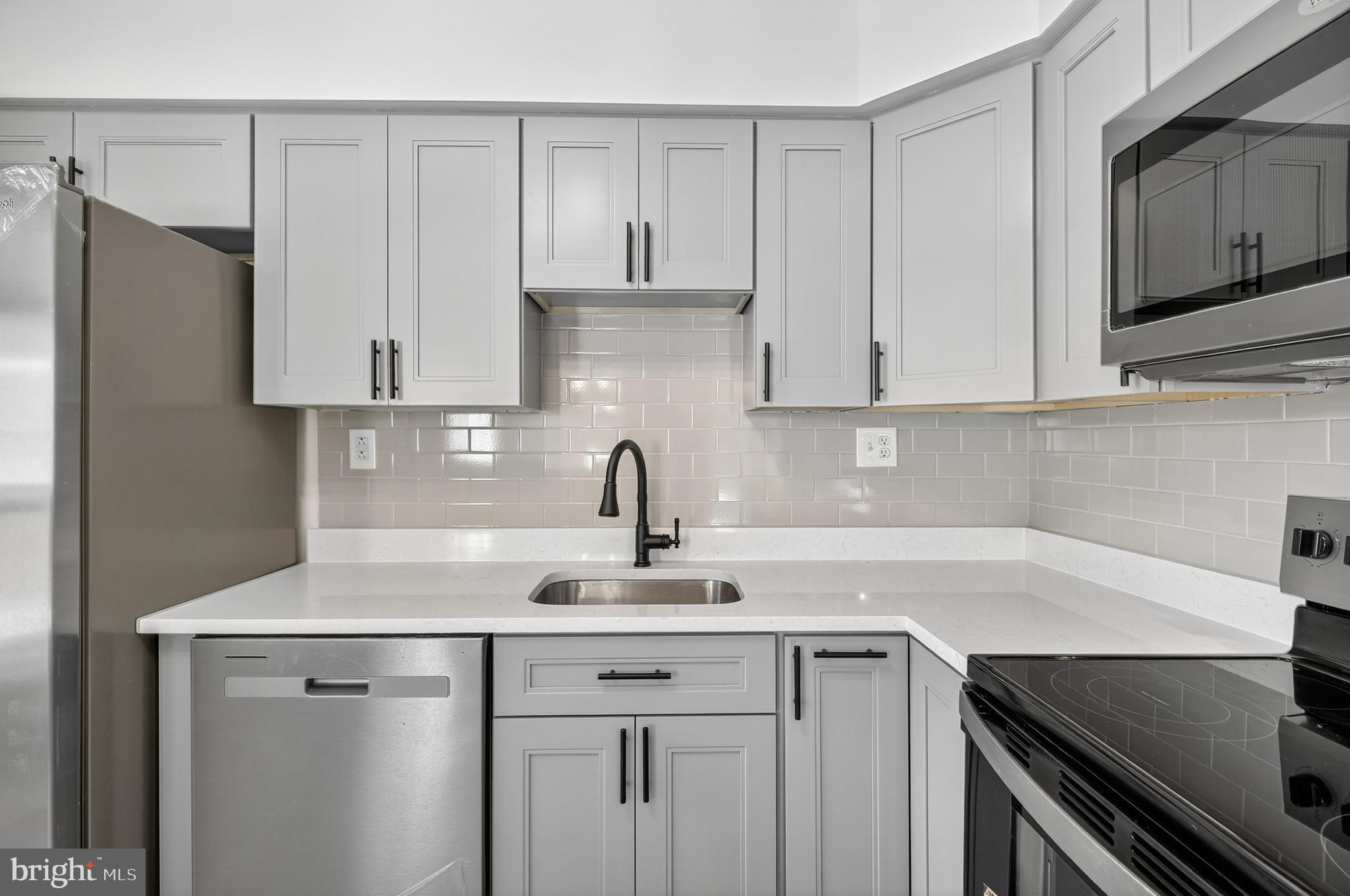 REGENCY TOWNS PLAT THREE - Residential