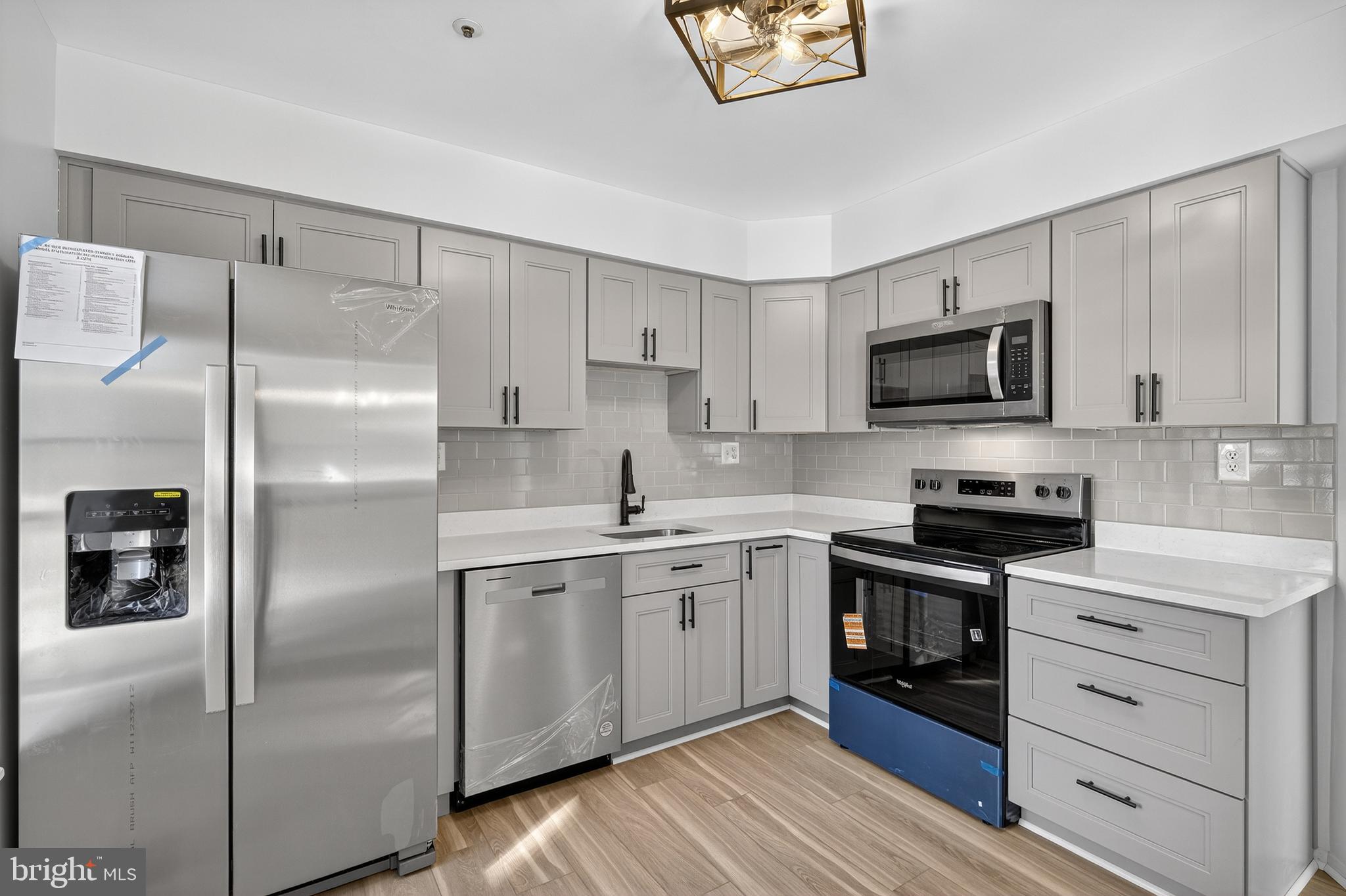 REGENCY TOWNS PLAT THREE - Residential