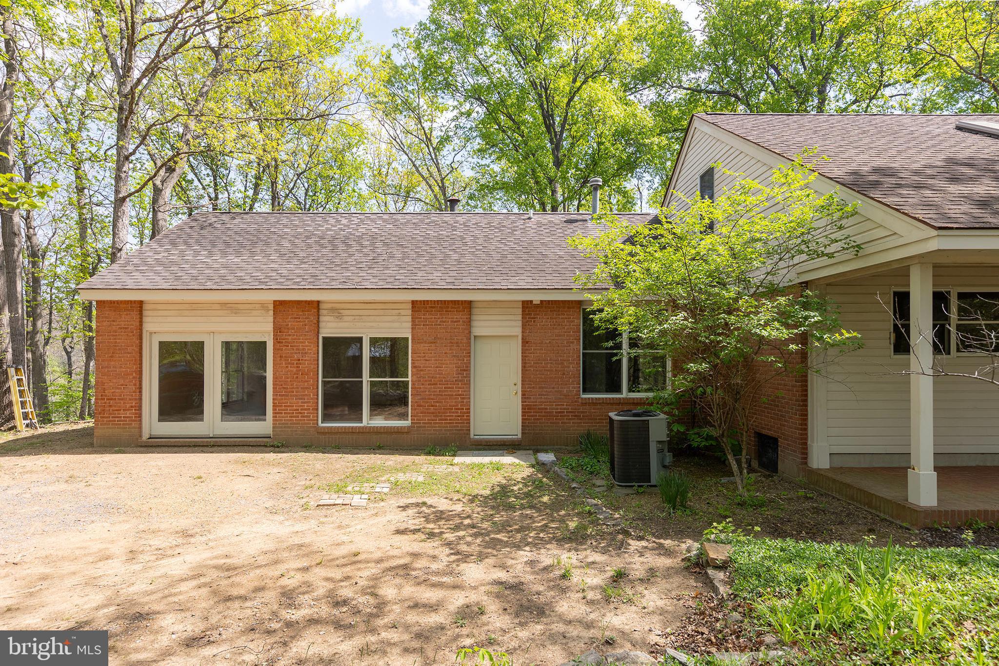 WOODS MILL - Residential