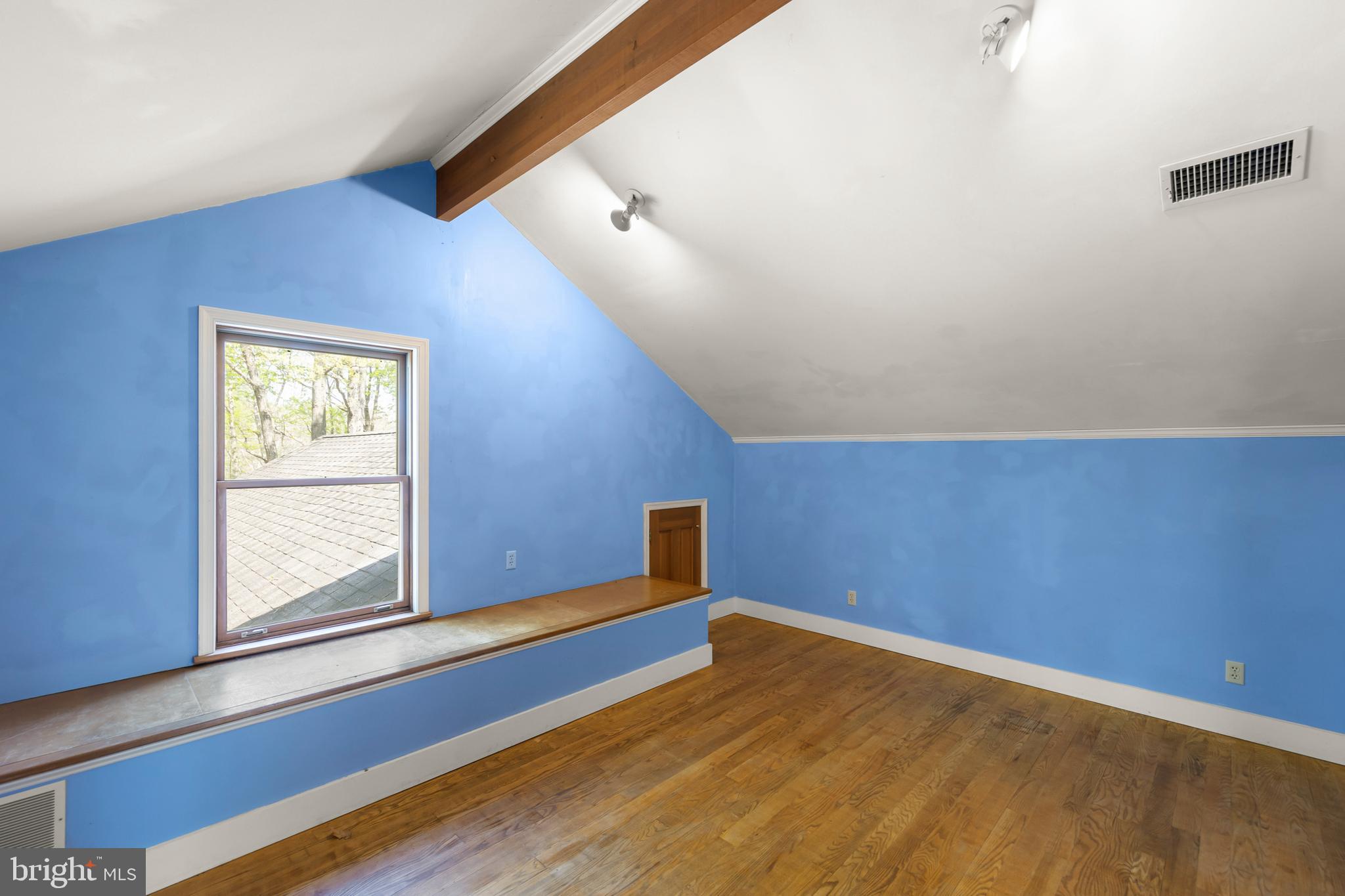 WOODS MILL - Residential