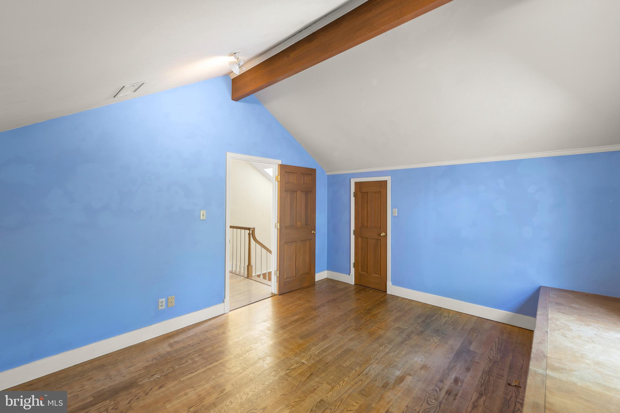 WOODS MILL - Residential