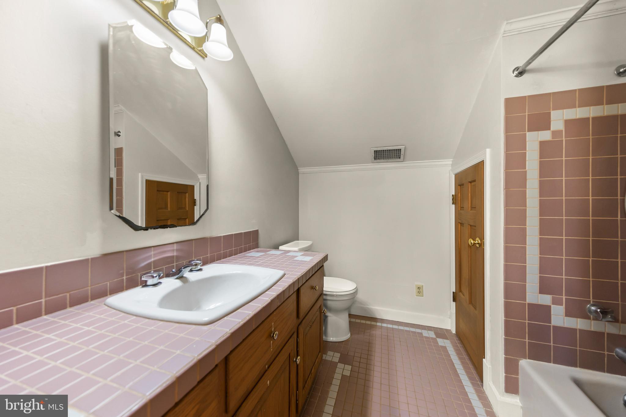 WOODS MILL - Residential