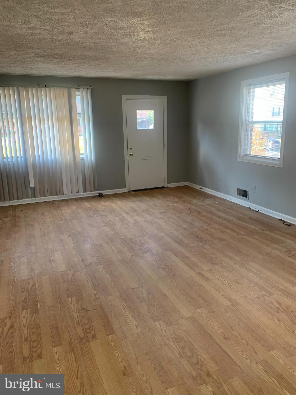 TEMPLETON KNOLLS - Residential