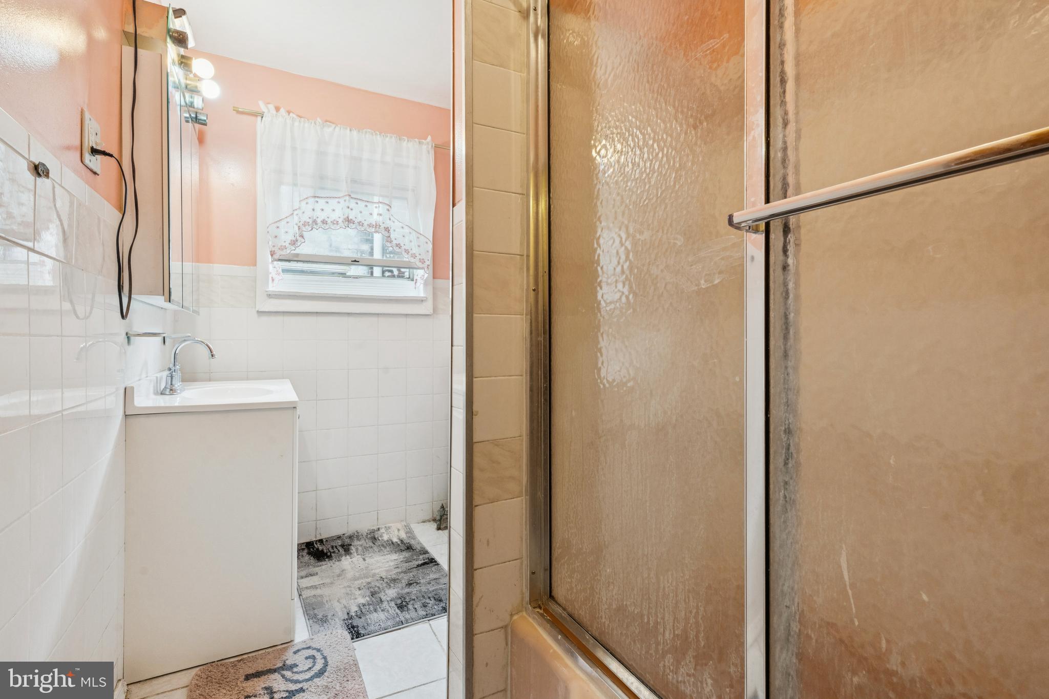 JUNIATA - Residential