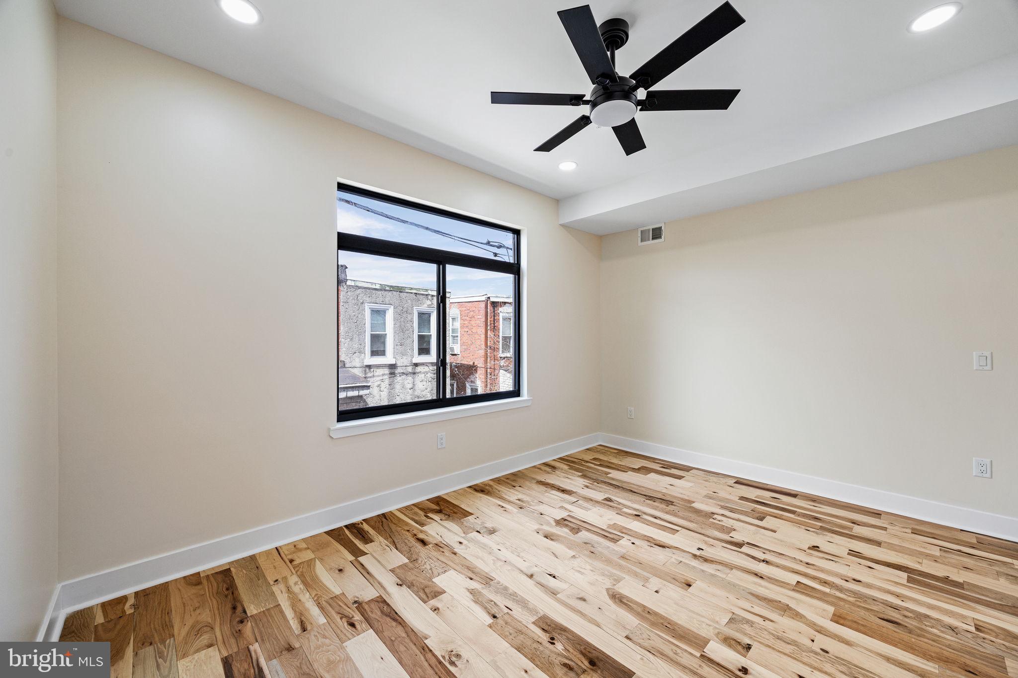 COBBS CREEK - Residential