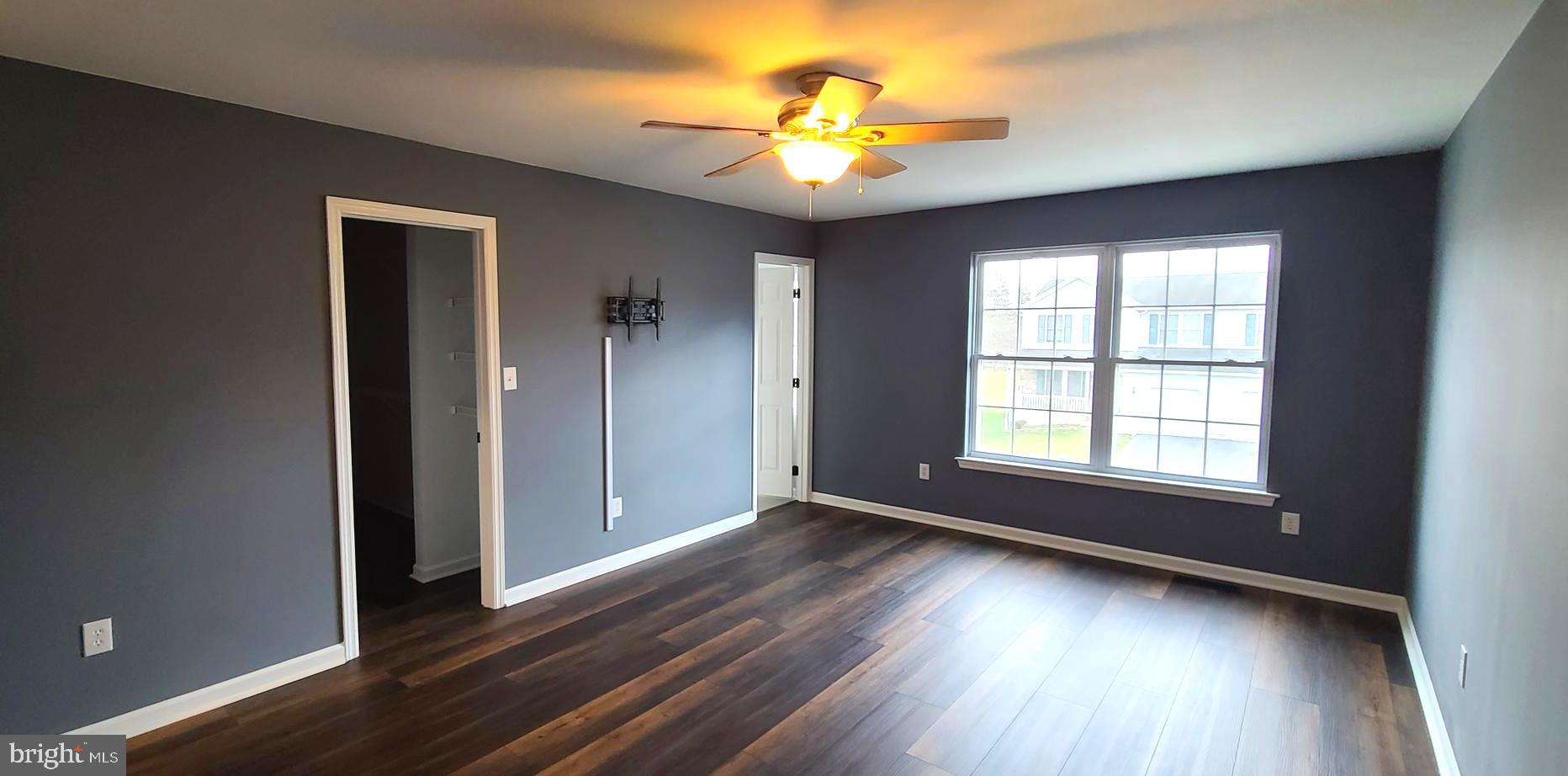 BEVERLY HEIGHTS - Residential Lease