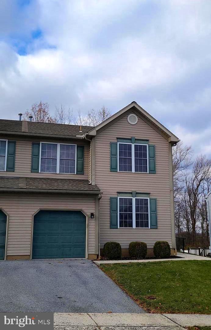 BEVERLY HEIGHTS - Residential Lease