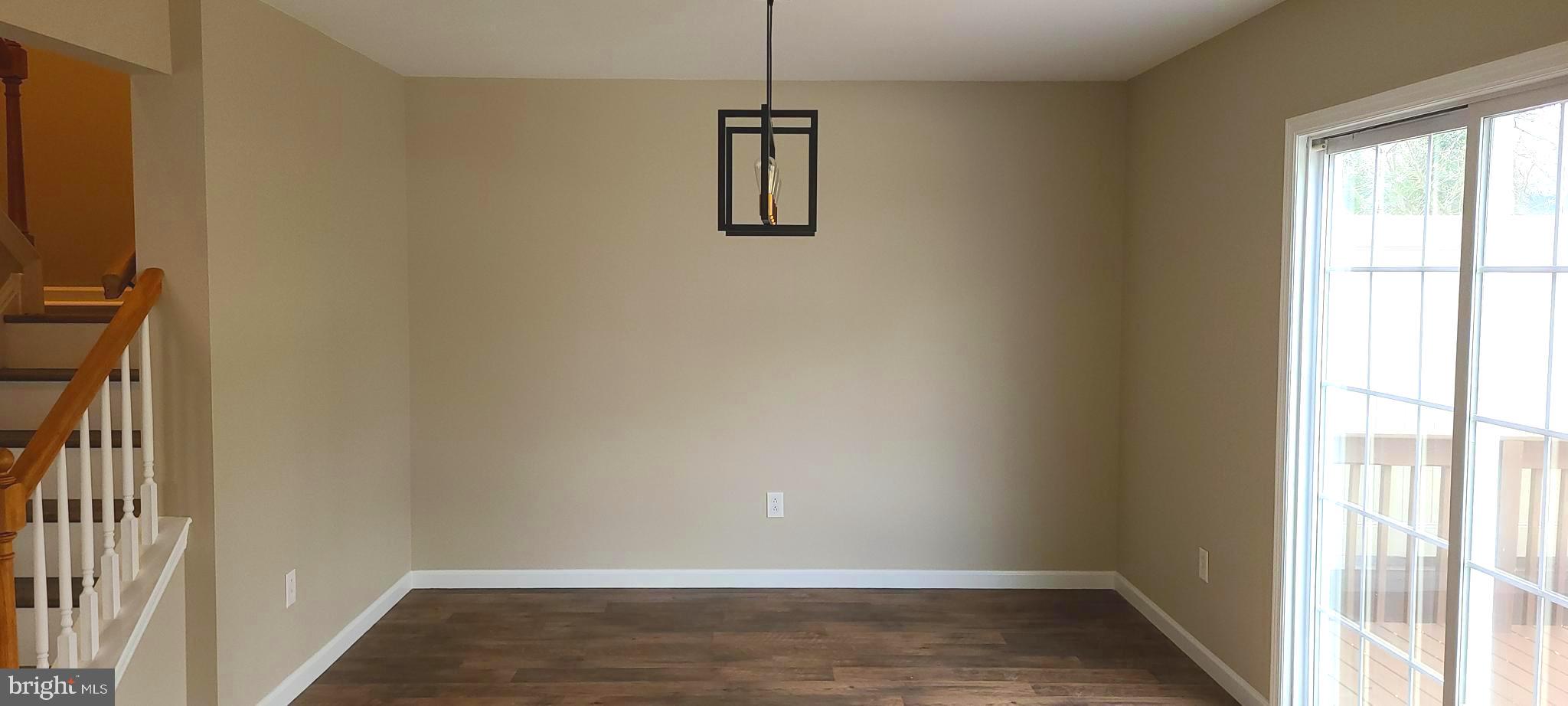 BEVERLY HEIGHTS - Residential Lease