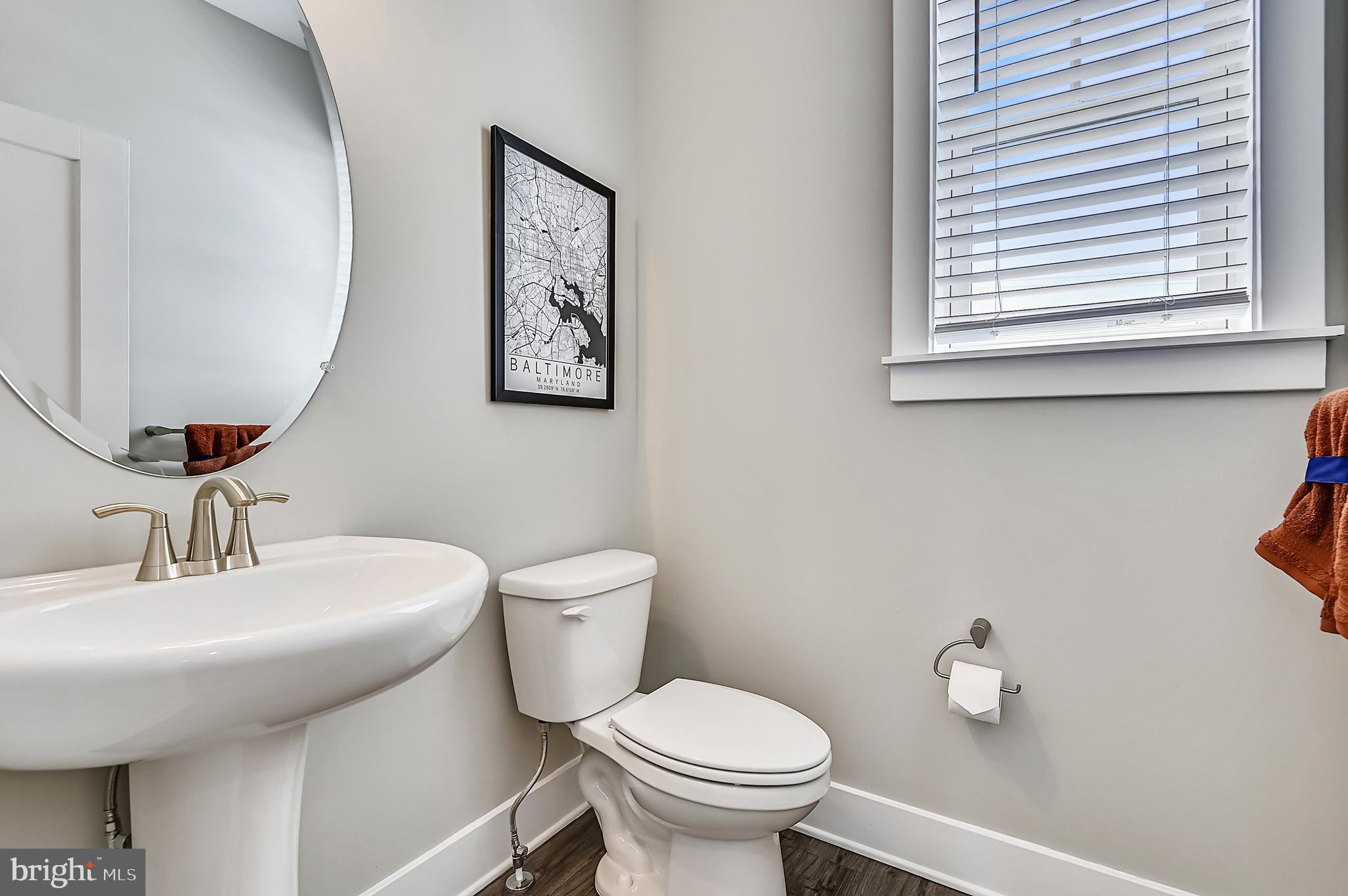 MANNING SQUARE TOWNS - Residential