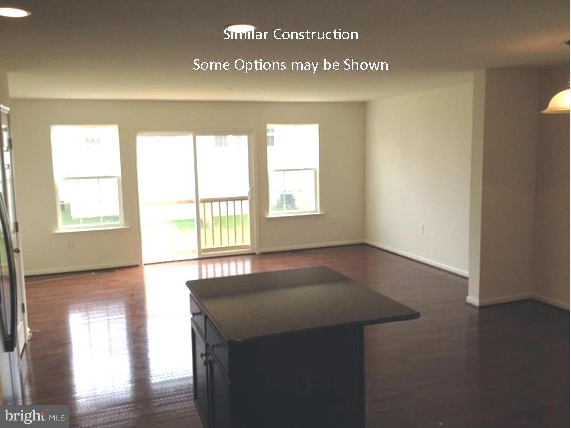 RIVERSIDE VILLAGES - Residential