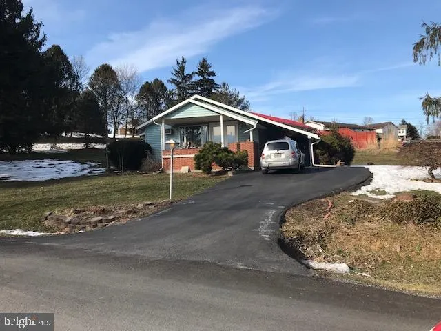 13 Hillside Drive, Lewistown, PA 17044