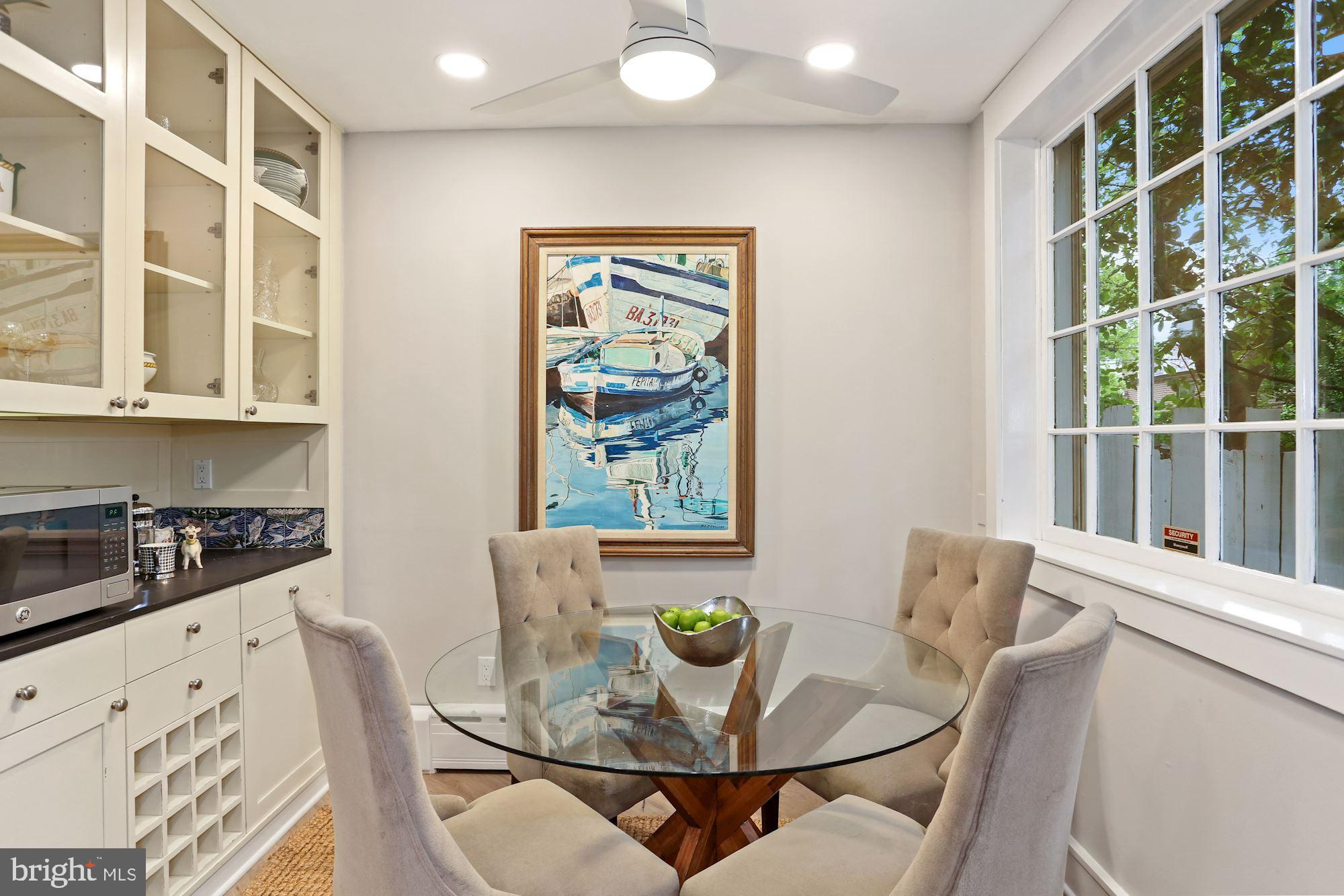 CAPITOL HILL - Residential