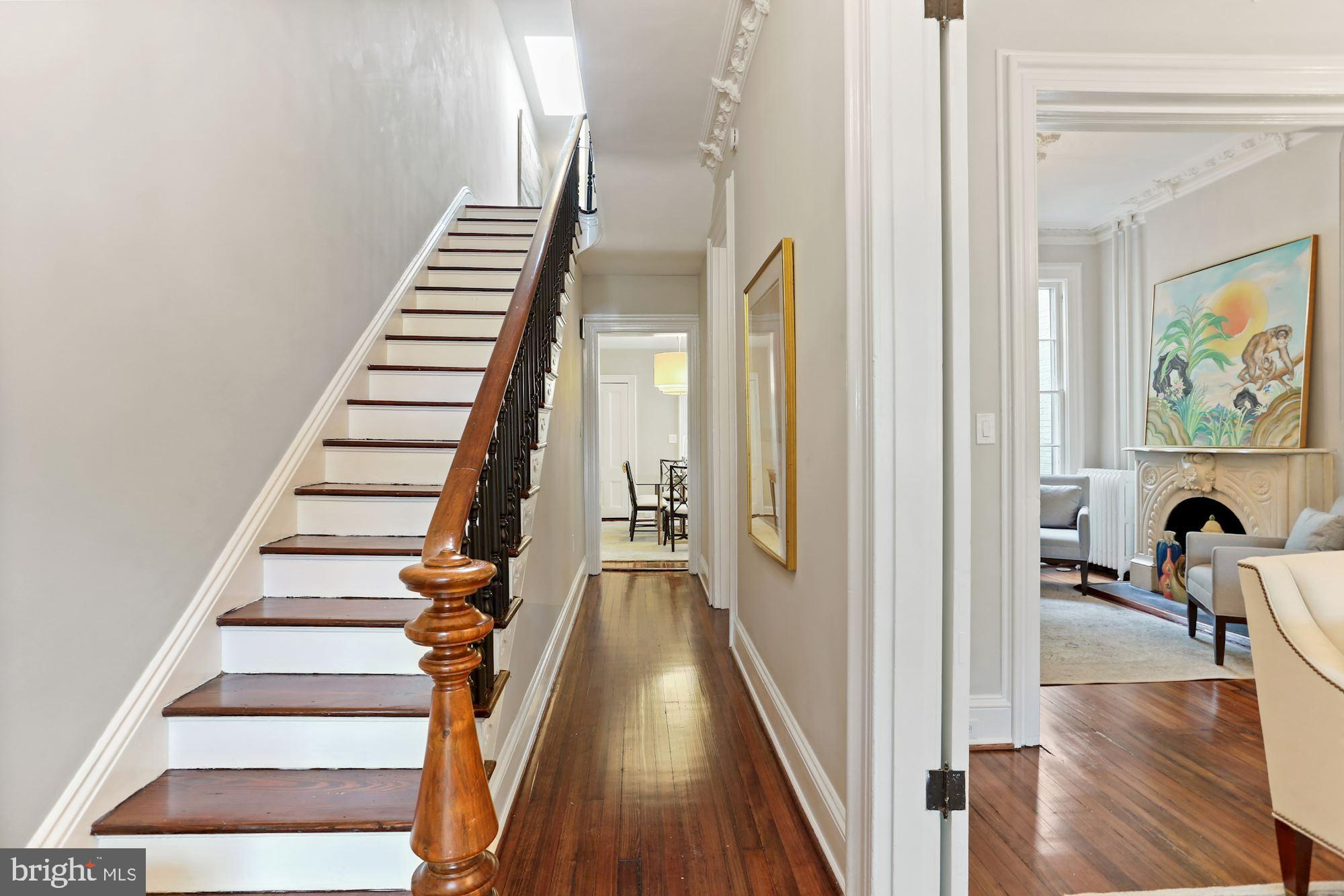 CAPITOL HILL - Residential