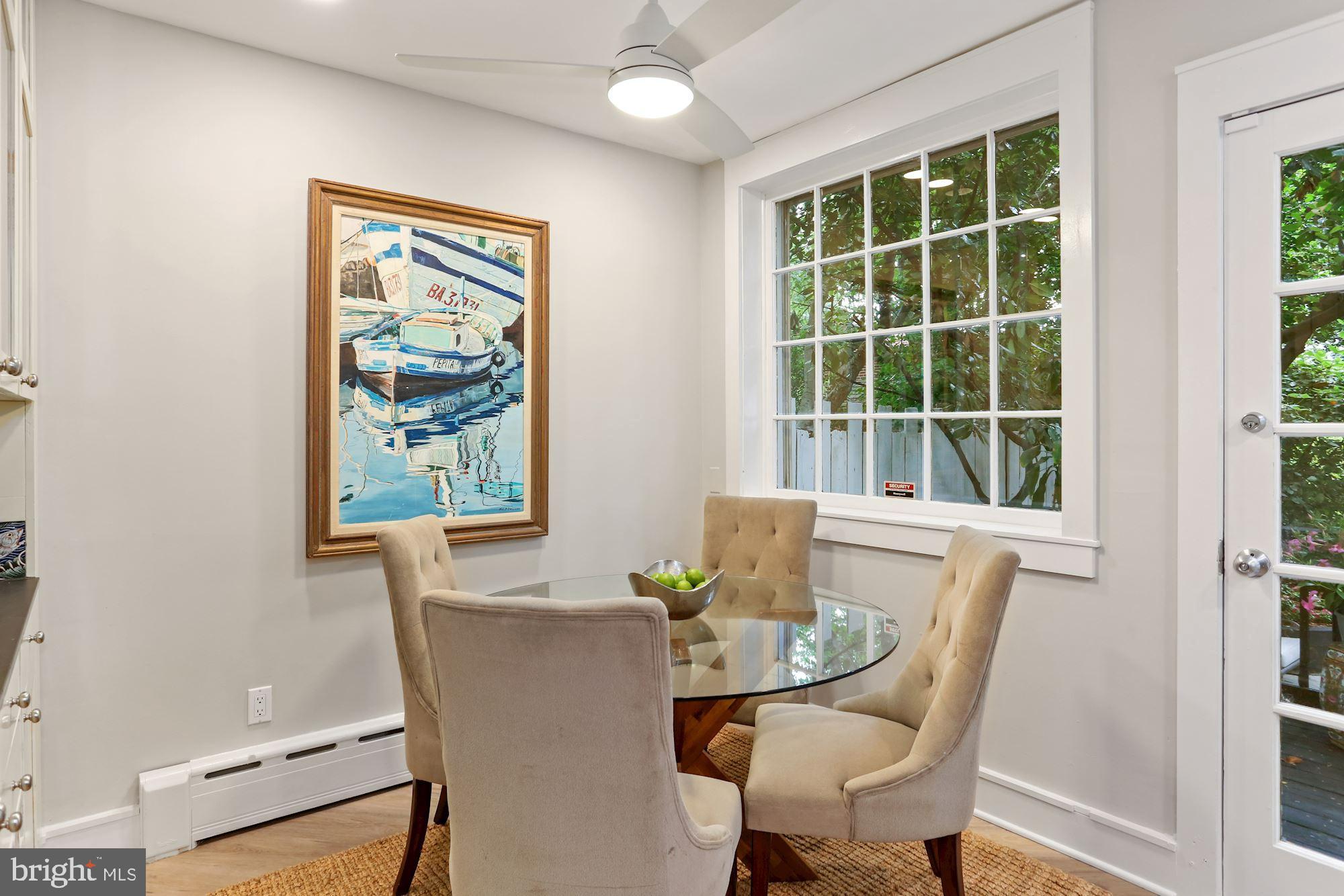 CAPITOL HILL - Residential