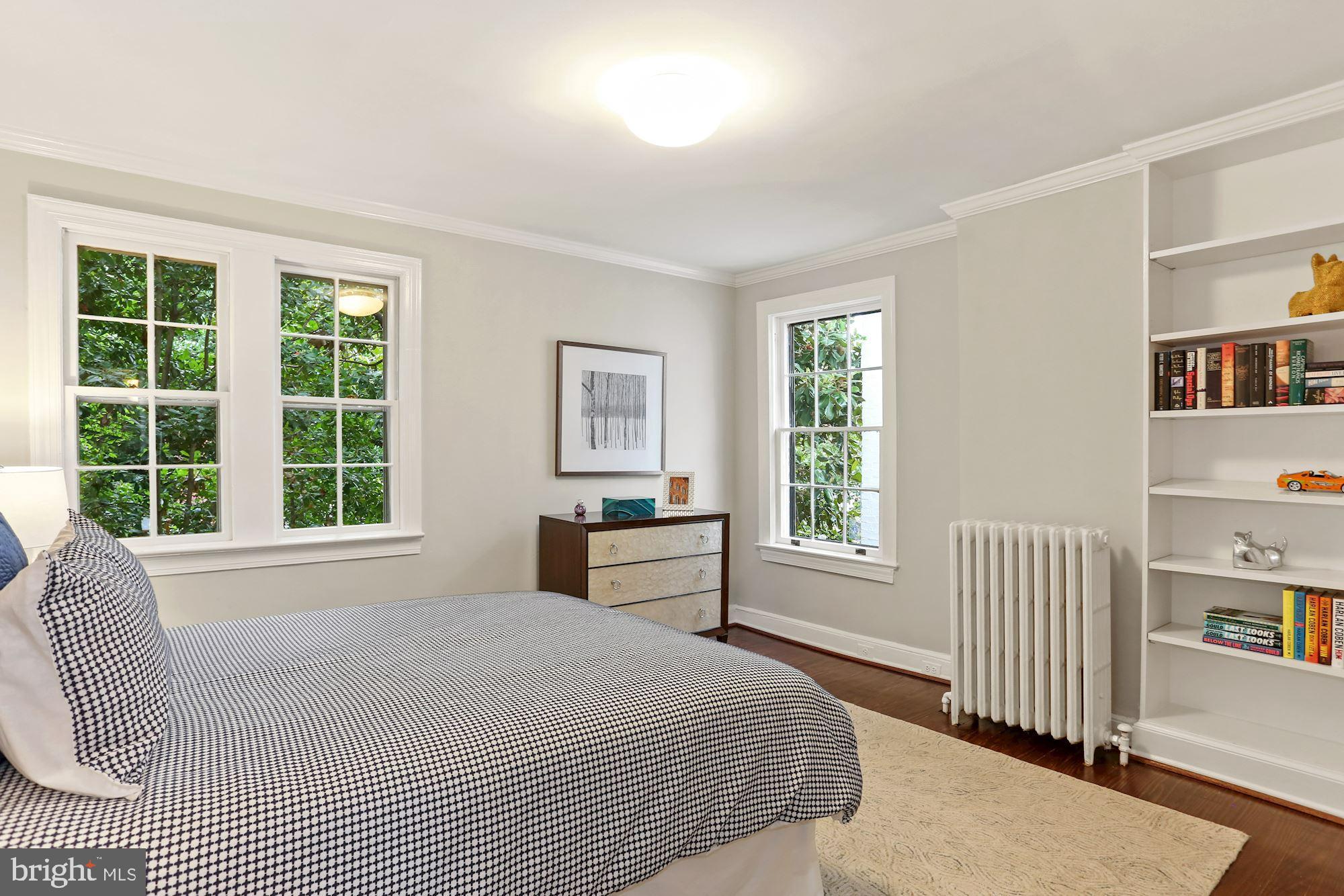 CAPITOL HILL - Residential