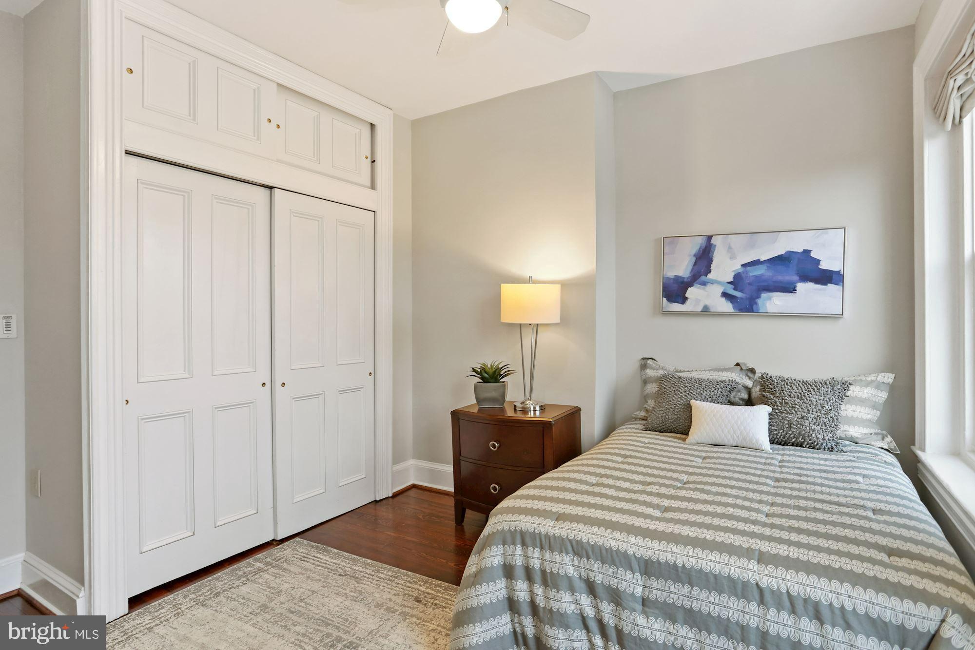 CAPITOL HILL - Residential