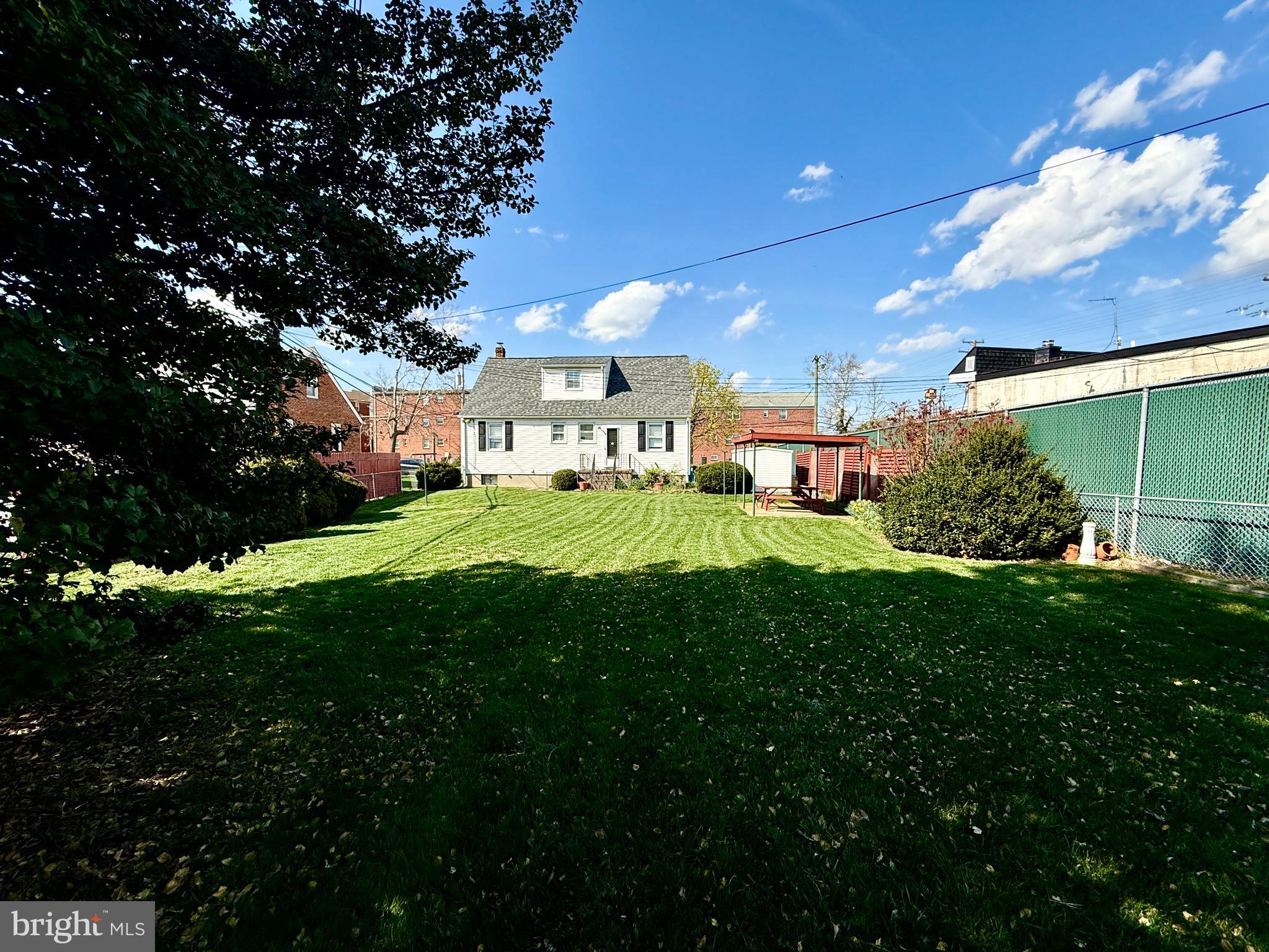 COLGATE PARK - Residential