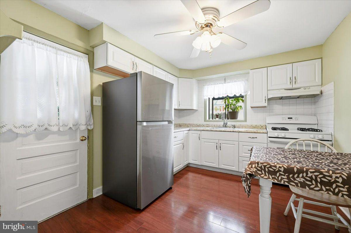 GLENSIDE - Residential