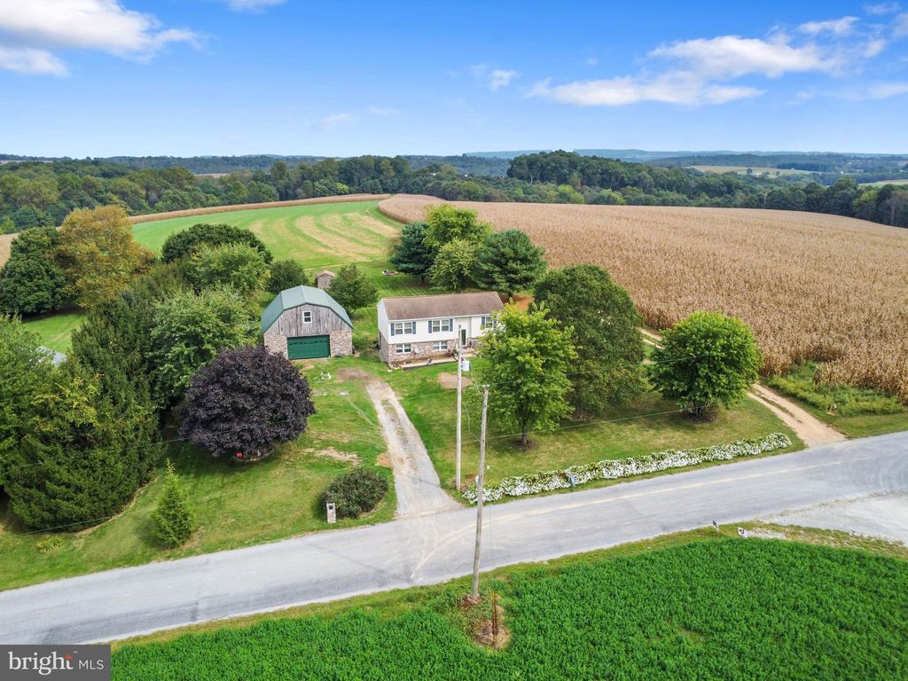 Photo of 11119 Smith Hollow Road, BROGUE, PA 17309 (MLS # PAYK2090254)