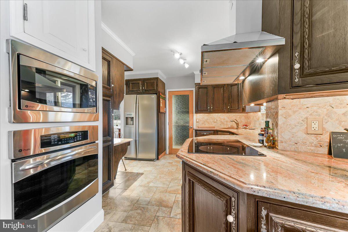 HAMORTON WOODS - Residential