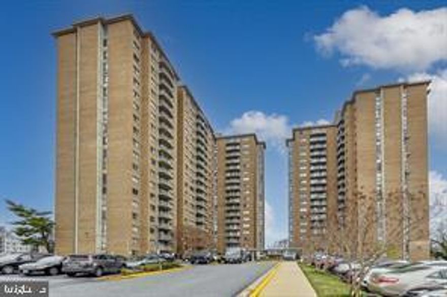 2BR2BA condo - Needs work. Sold as is.