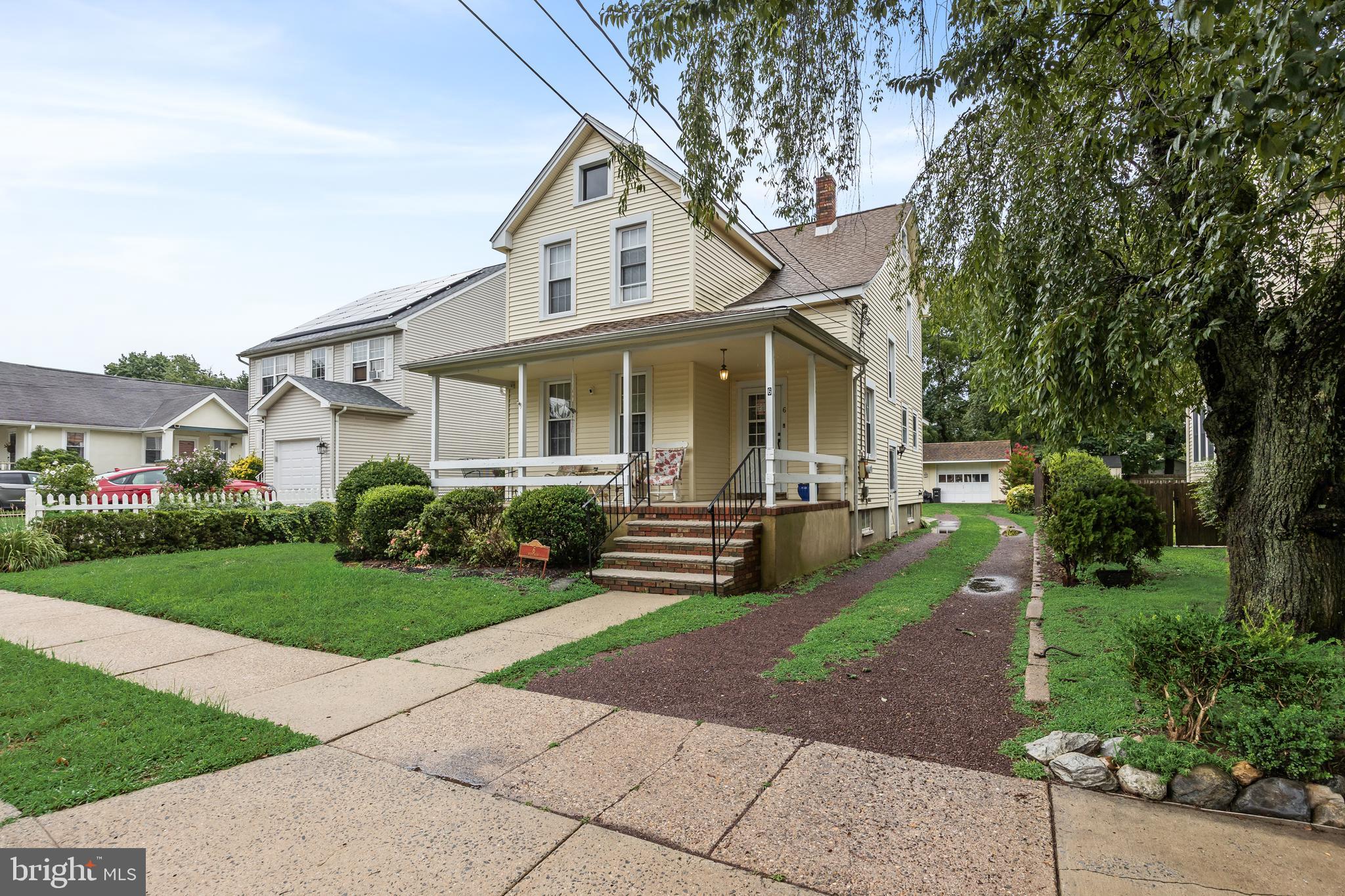 6 BUNTING AVENUE