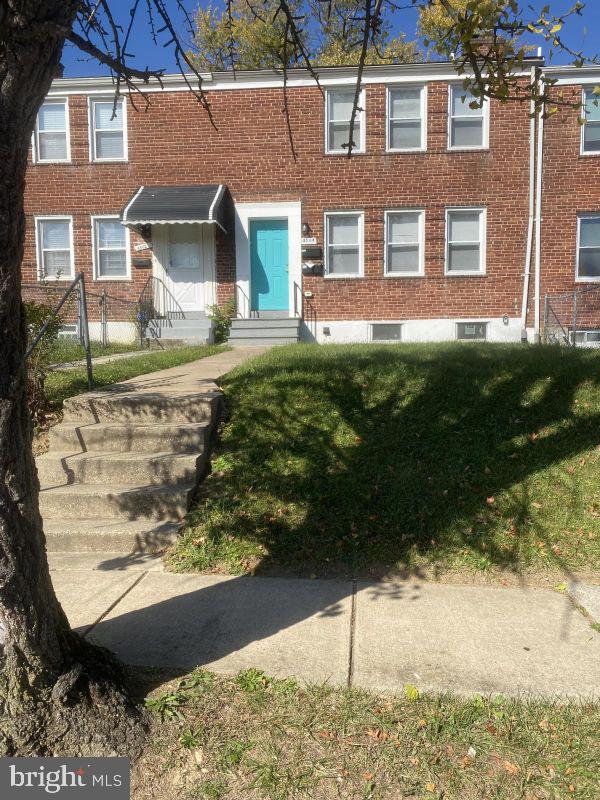 BELVEDERE SQUARE - Residential Lease