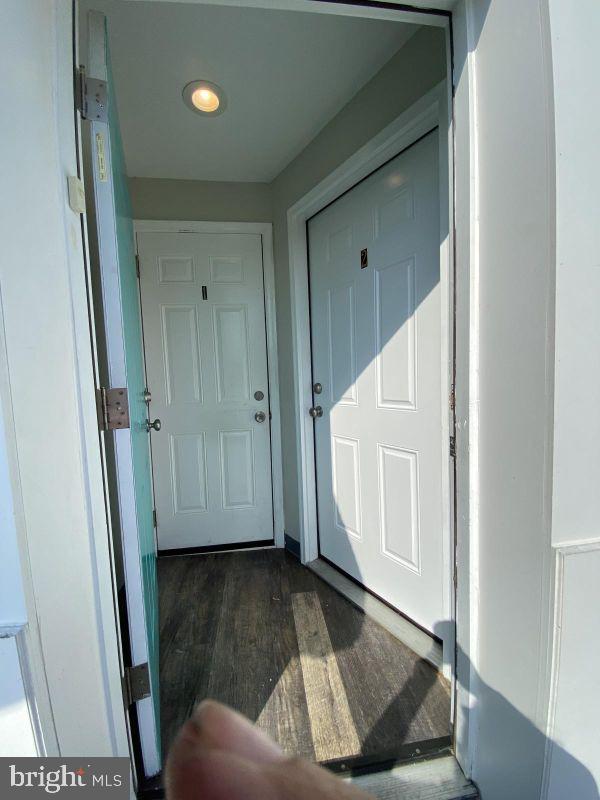 BELVEDERE SQUARE - Residential Lease