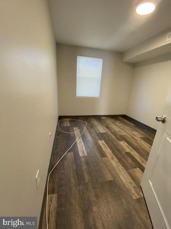 BELVEDERE SQUARE - Residential Lease